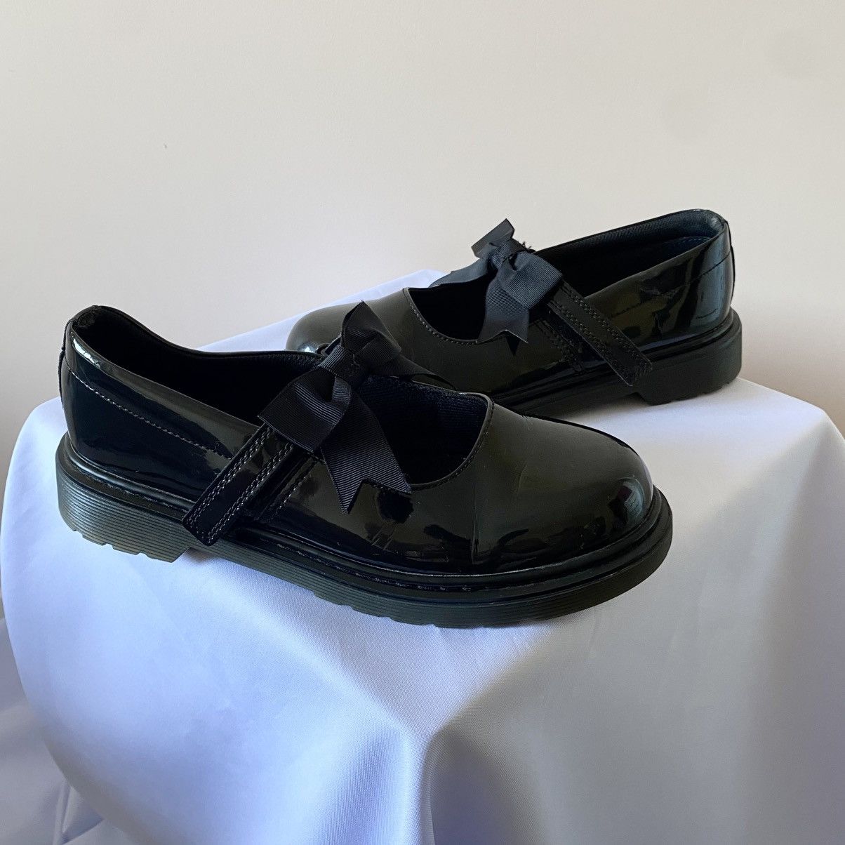 Dr. Martens Dr Martens Cute Bow Mery Janes Maccy II Grunge Shoes Sandals Size US 8.5 / IT 38.5 - 1 Thumbnail