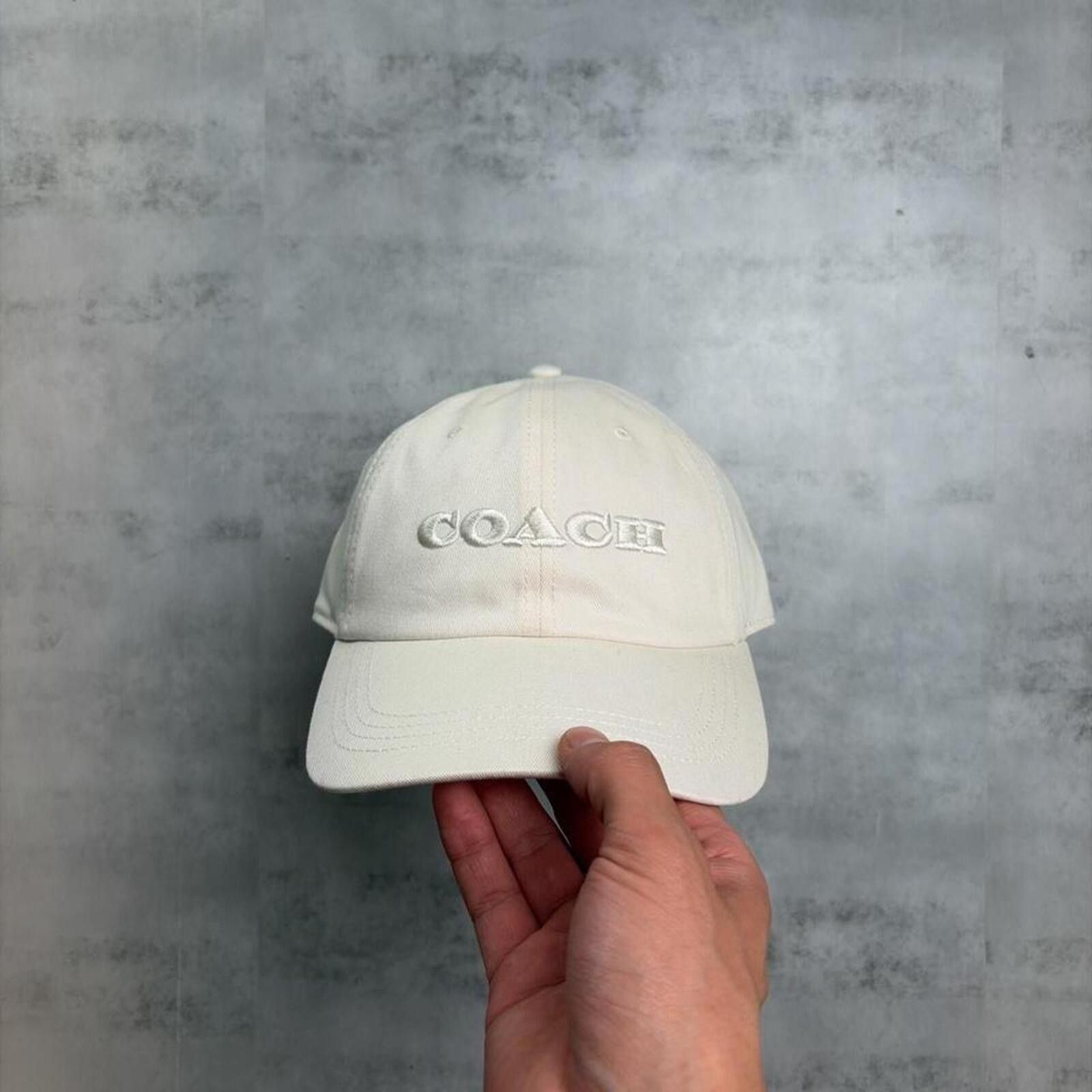 Coach Y2K Beige Coach Simple Logo Baseball Cap Size ONE SIZE - 1 Thumbnail