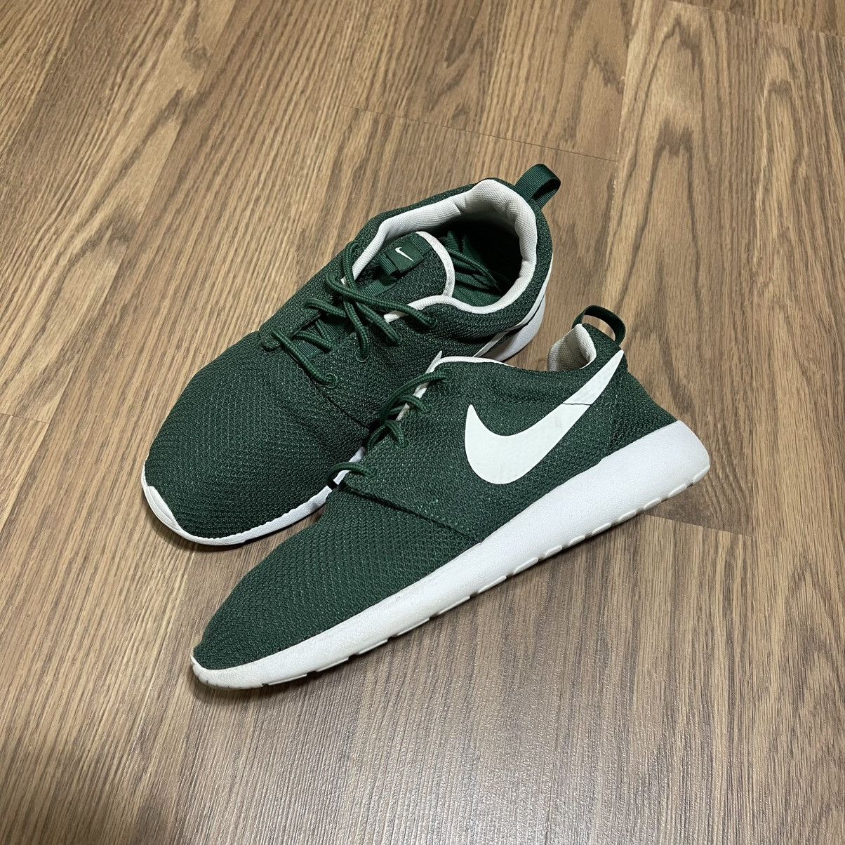 Nike Nike Roshe 1 Running Shoes Mens forest Green/White Sneakers Size US 9 / EU 42 - 2 Thumbnail