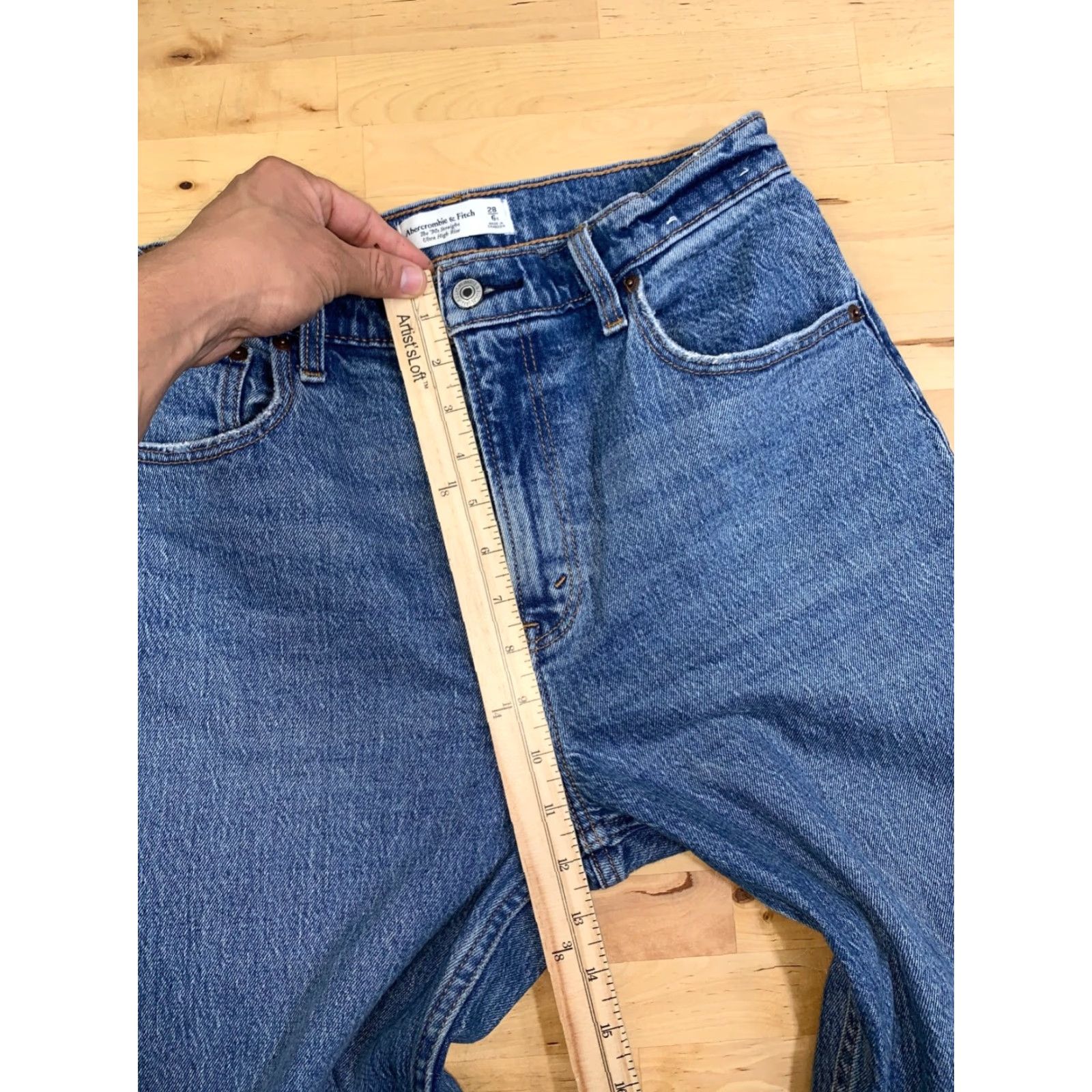 Abercrombie & Fitch Abercrombie & Fitch Jeans Womens 28 Regular Straight 90s High Rise Blue 12124 Size 28" / US 6 / IT 42 - 6 Thumbnail