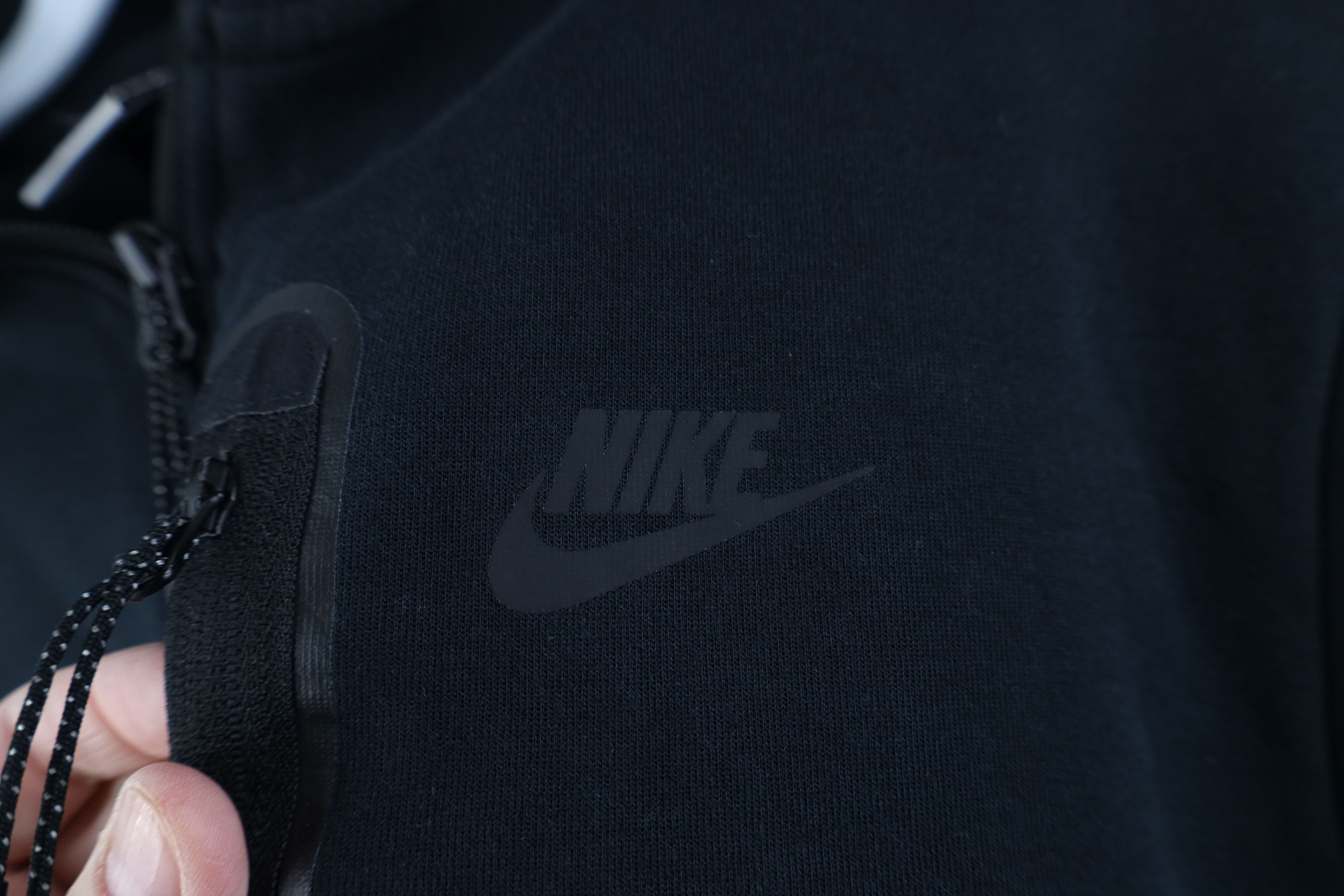 Nike Nike Tech Fleece Oversized Full Zip Hoodie Sweatshirt Black Size S / US 4 / IT 40 - 4 Thumbnail