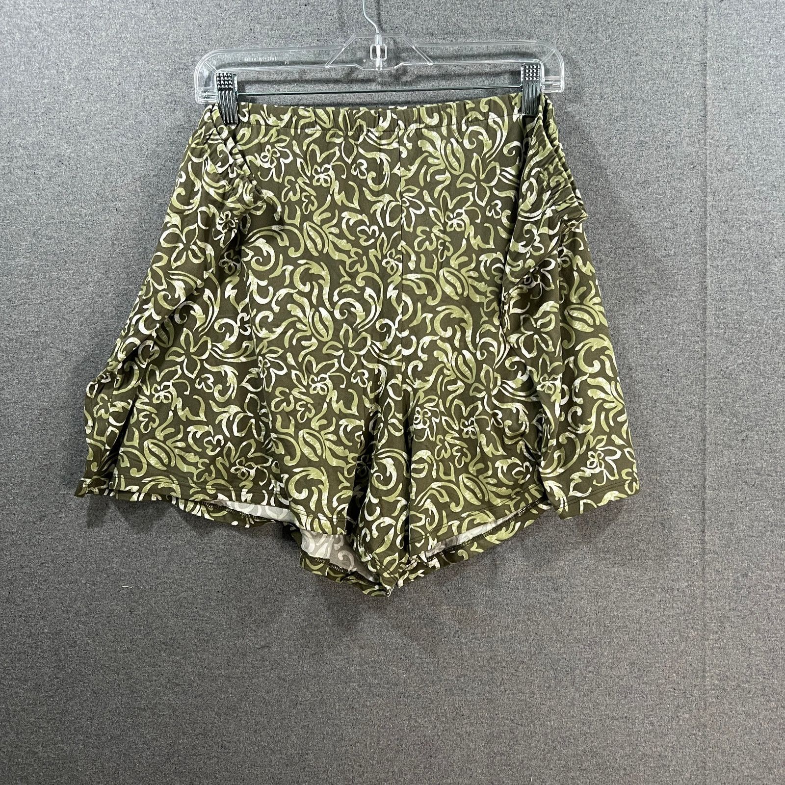 Other Anybody Lush Jersey Pull On Printed Shorts Olive/Hawaiian Size 42" / US 20 - 1 Thumbnail