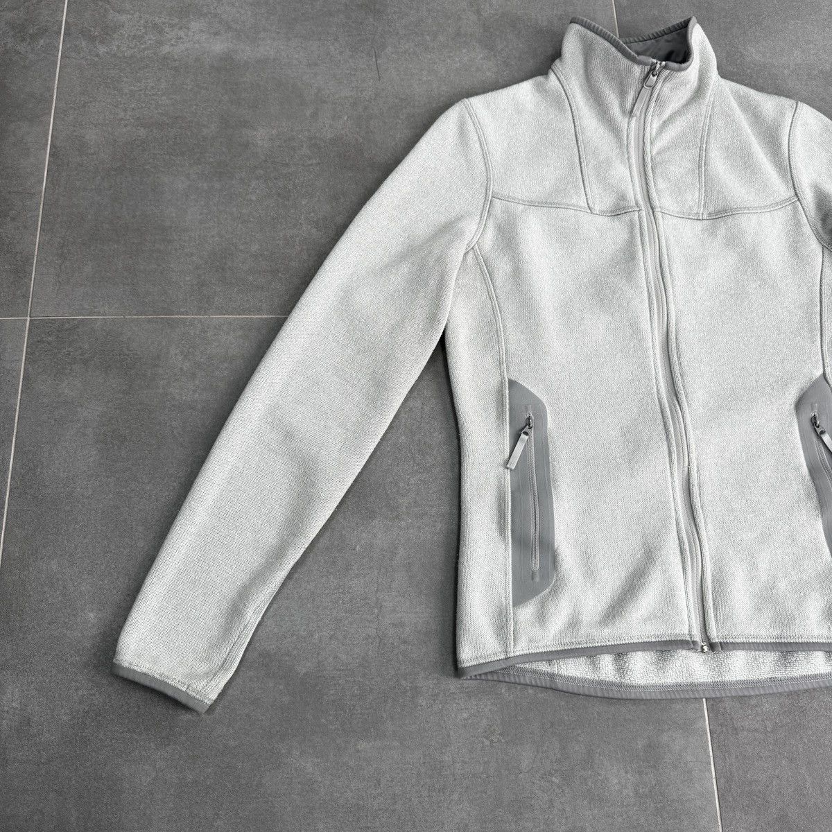 Arc'teryx Arc'teryx Arcteryx Covert Cardigan Women Zip Fleece Jacket Size S / US 4 / IT 40 - 2 Thumbnail