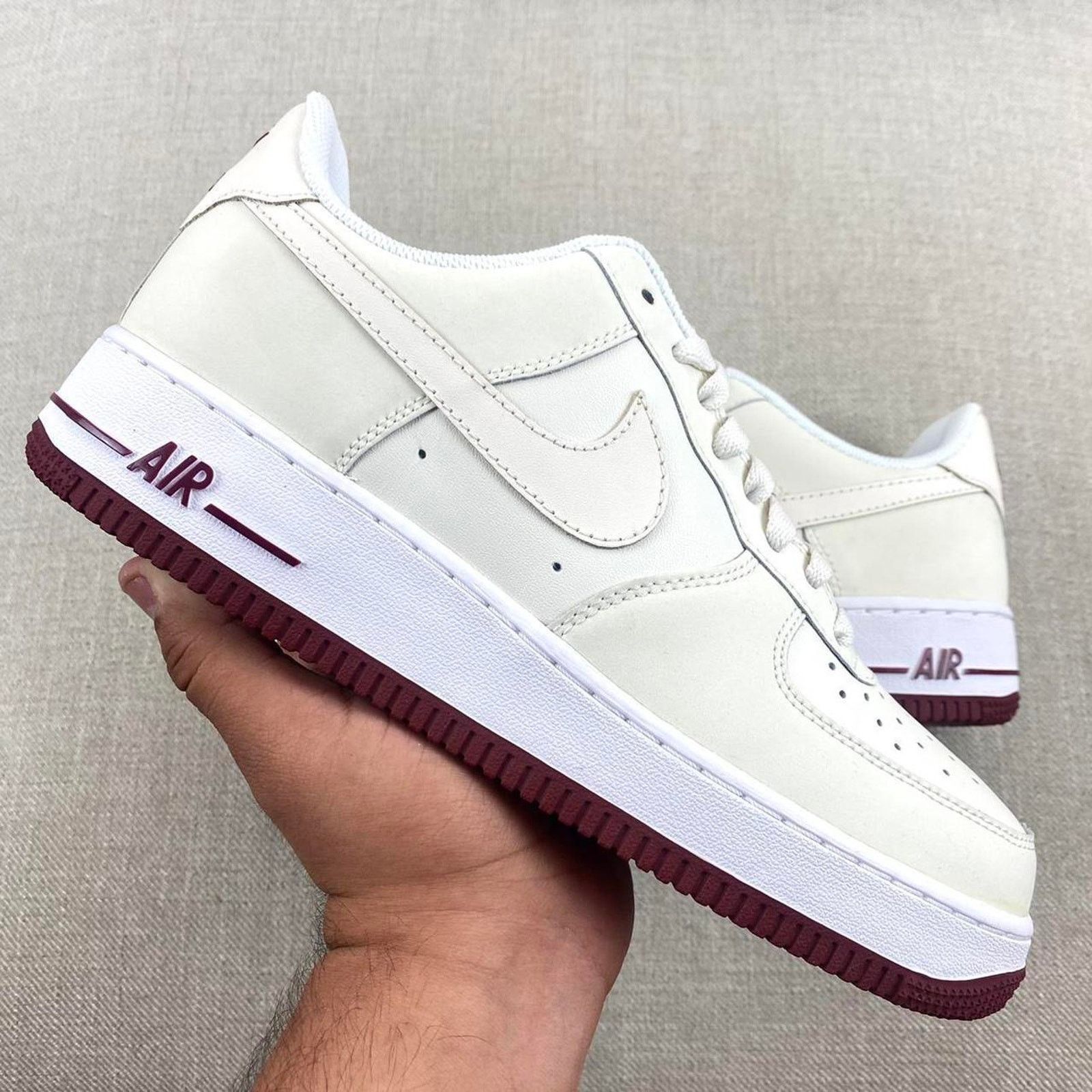 Nike 2009 Nike Air Force 1 Low “Sail” Size US 9 / EU 42 - 1 Thumbnail