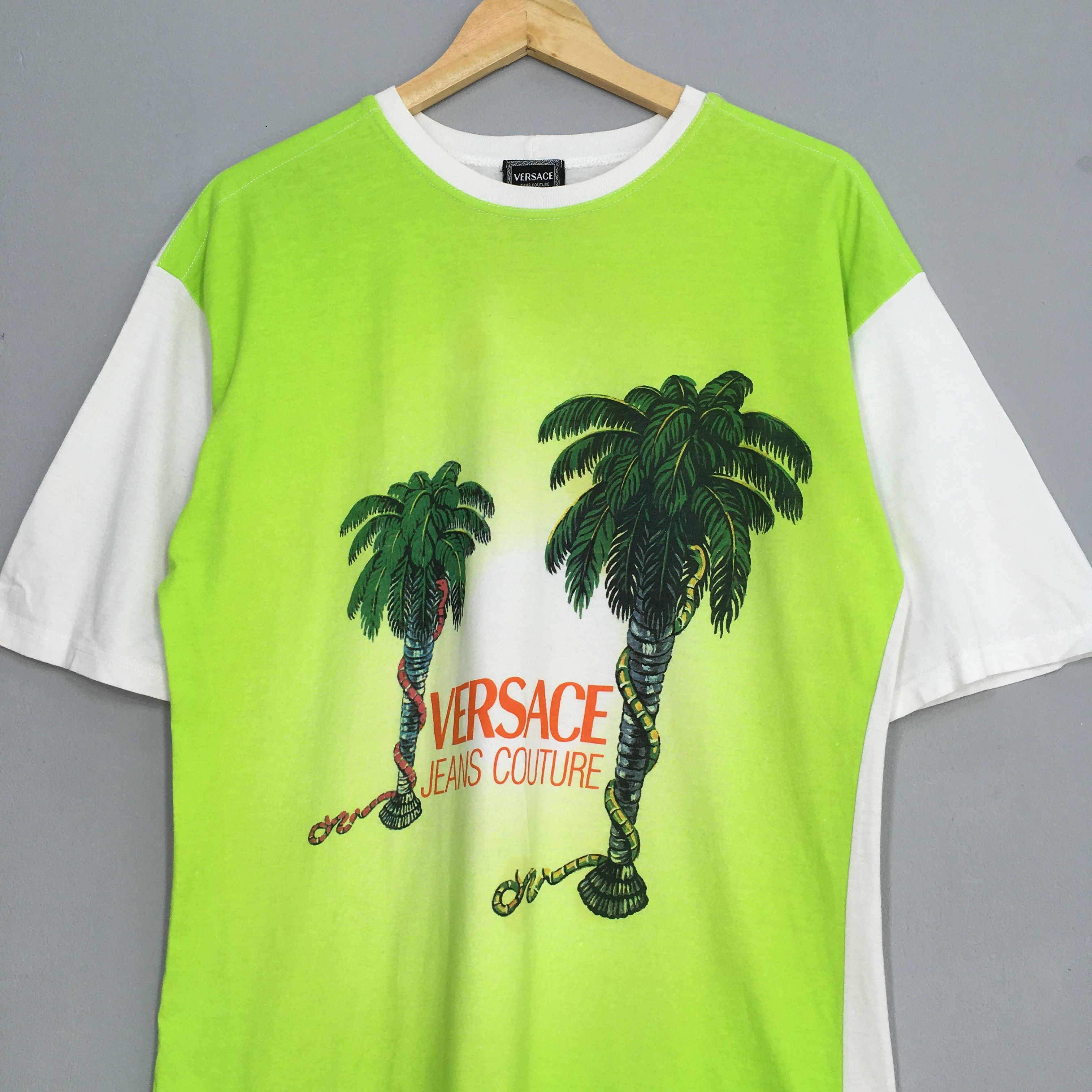 Versace × Versace Jeans Couture × Vintage Vintage 90's Versace Jeans Couture Palm Tree T Shirt Medium Size US M / EU 48-50 / 2 - 2 Thumbnail