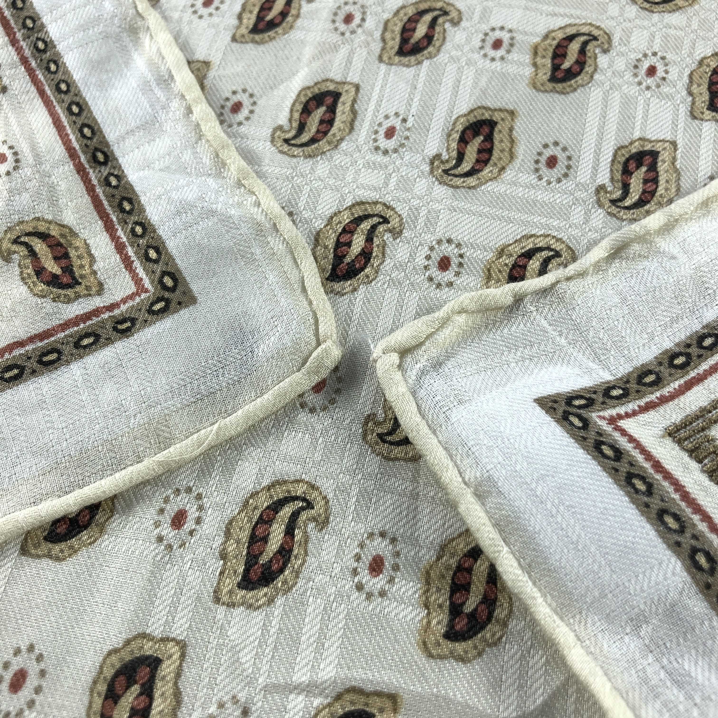 Alfred Dunhill × Vintage Dunhill Hand Rolled Handkerchief Neckerchief Bandana H2504 Size ONE SIZE - 4 Thumbnail