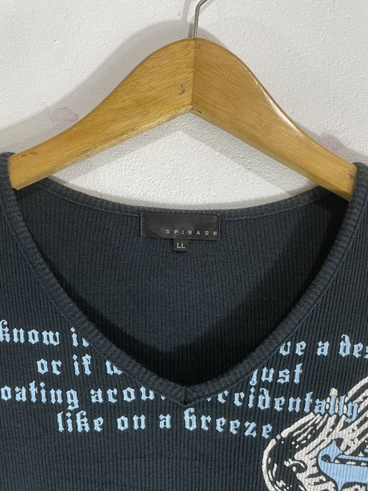 Beauty Beast Spinash Japan poem Tee Vneck Emo gothic style Size US L / EU 52-54 / 3 - 2 Thumbnail