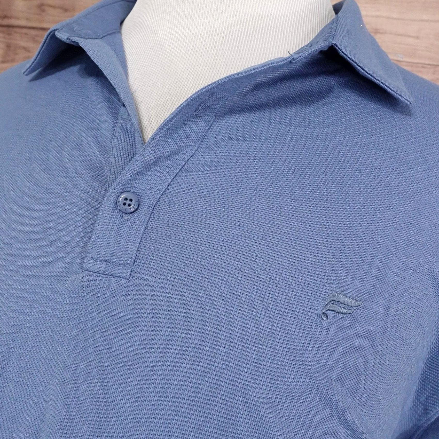 Fabletics Fabletics Polo Shirt Mens 2XL Blue Tagless Collared Short Sleeve Solid Knit Embroidered Casual Size US XXL / EU 58 / 5 - 2 Thumbnail