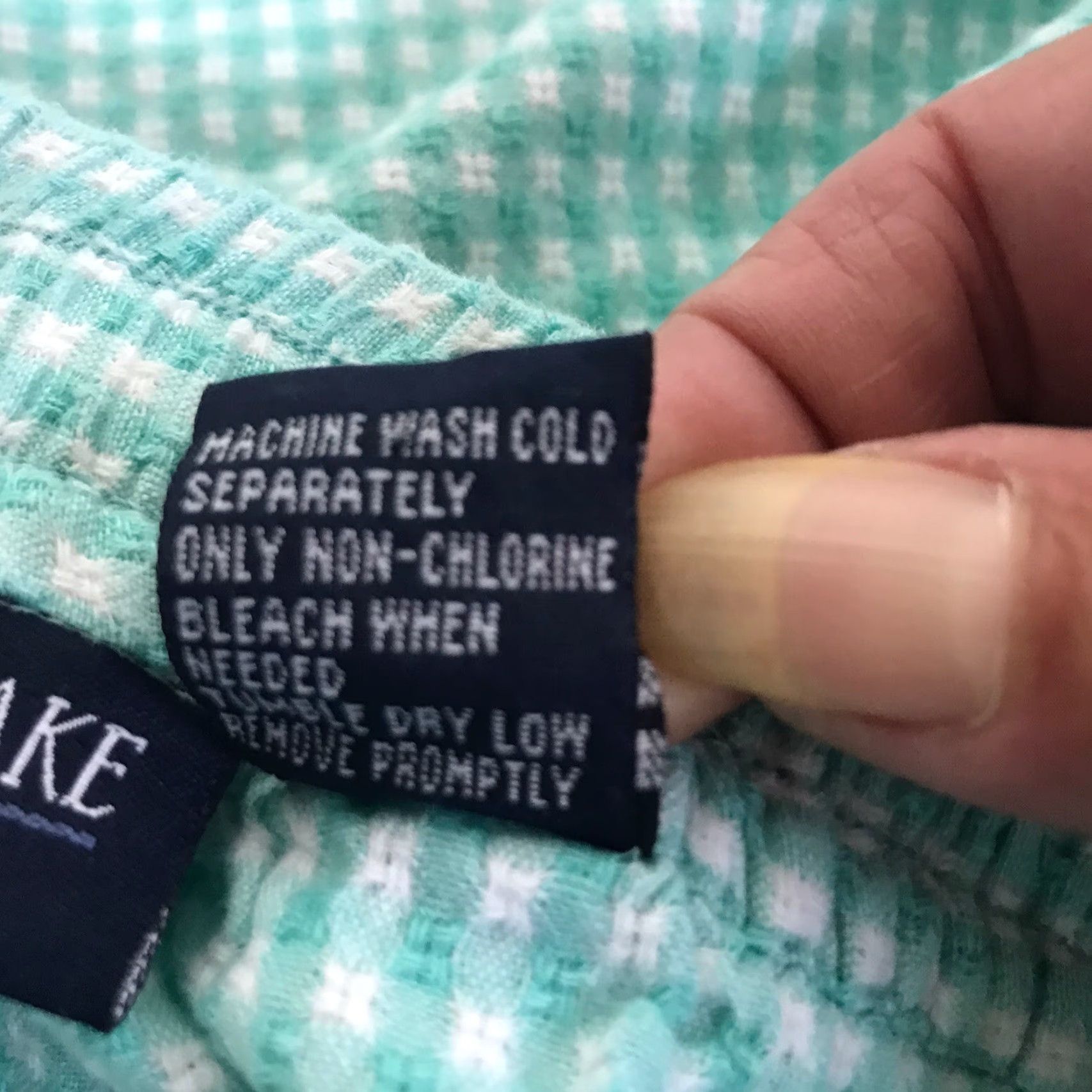 Vintage VINTAGE Mountain Lake Women's Drawstring Checked Shorts Casual Travel Spring Summer Green White Size L Size 36" / US 14 / IT 50 - 4 Thumbnail