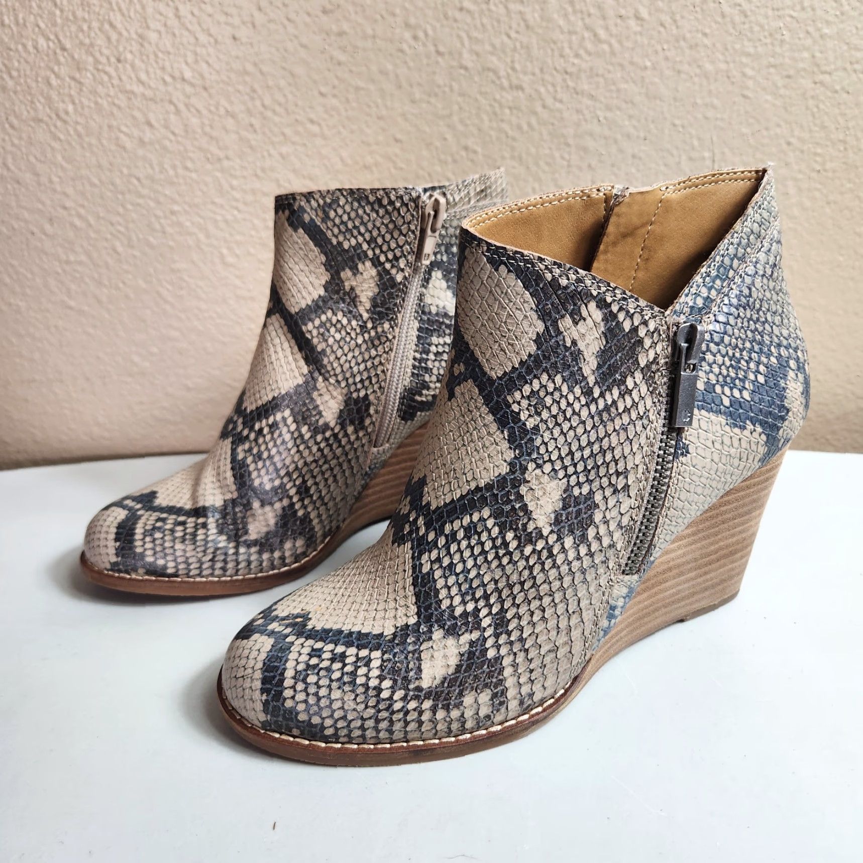 Lucky Brand Lucky Brand Women Boots |6.5| Yewani Leather Snake Print Wedge Ankle Booties Size US 7 / IT 37 - 2 Thumbnail