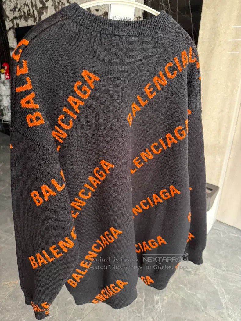 Balenciaga Balenciaga Printed Logo Round Neck Long Sleeve Loose Fit S Size XS / US 0-2 / IT 36-38 - 2 Thumbnail