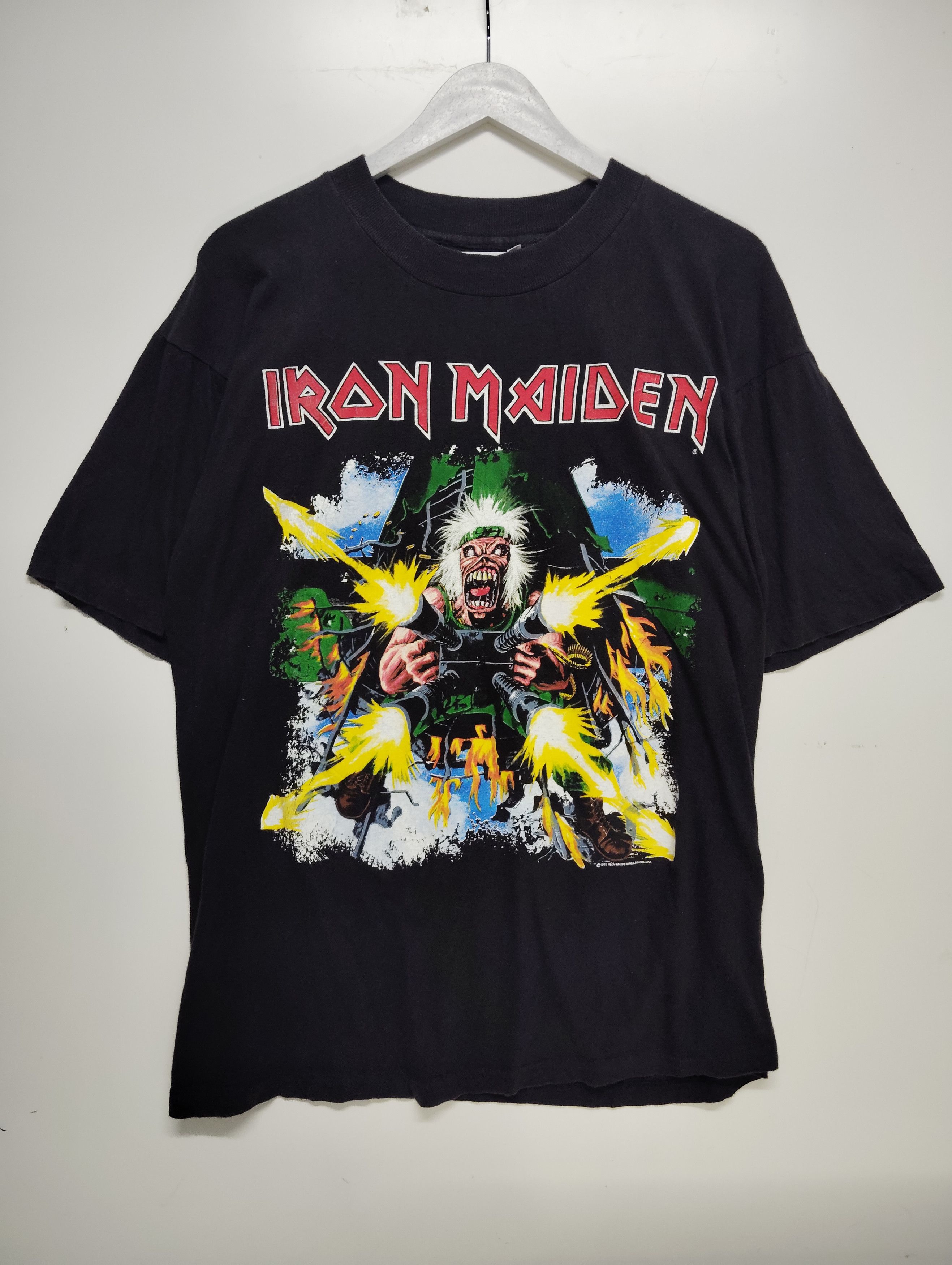 Band Tees × Iron Maiden × Vintage Vintage Iron Maiden World Tour 1990 Size US XL / EU 56 / 4 - 1 Thumbnail