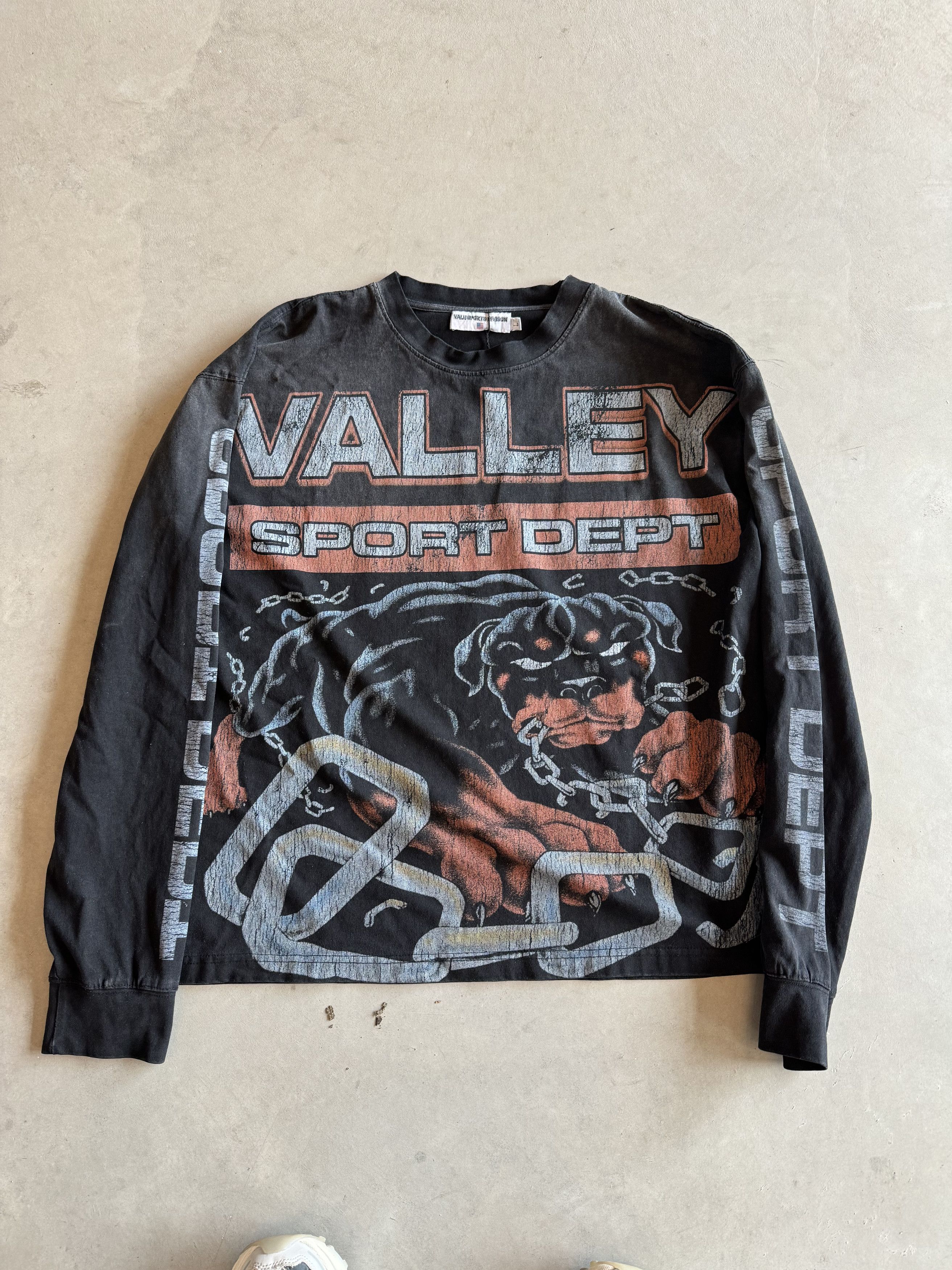 Vale Forever Sport Bulldog Longsleeve Tee