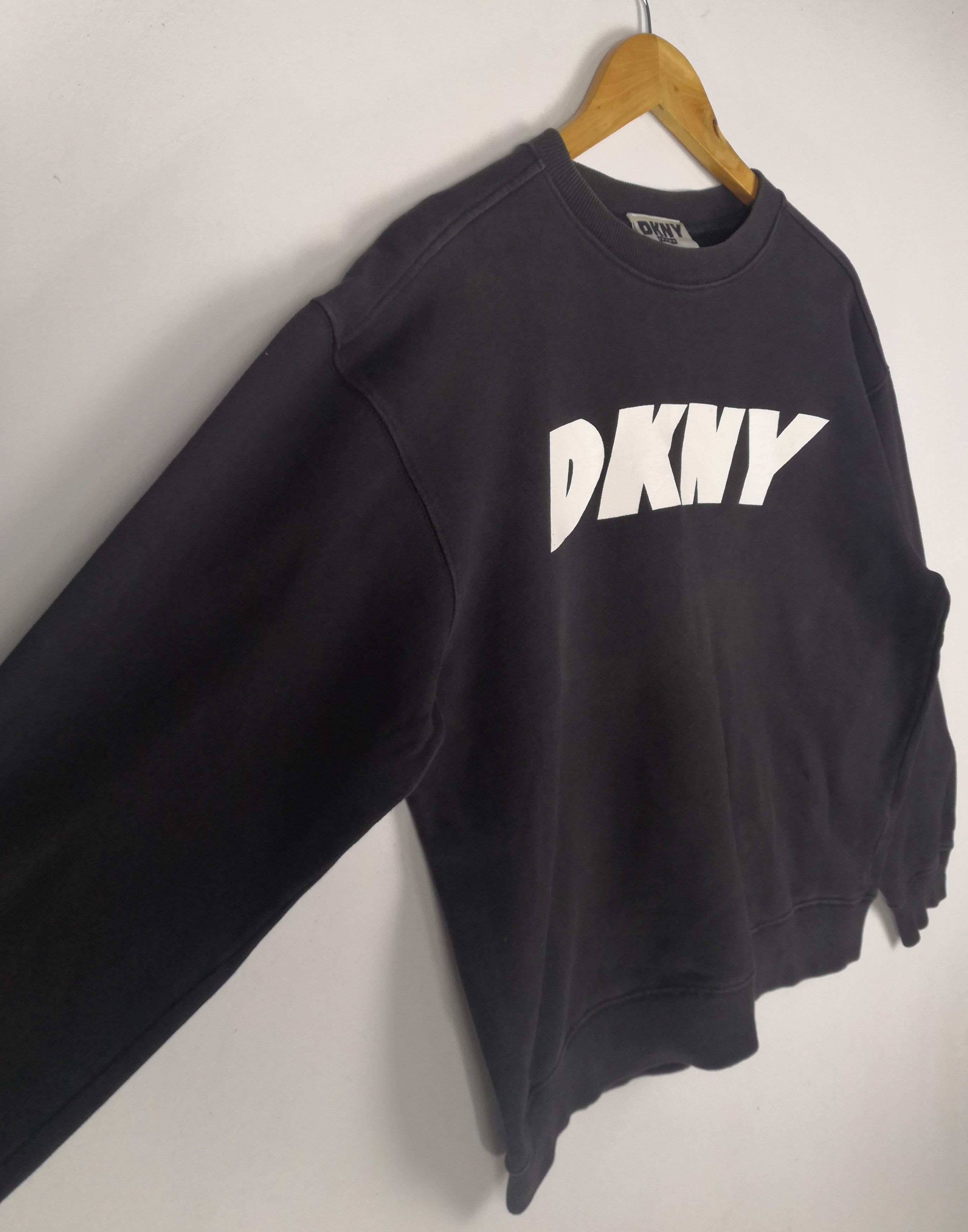 DKNY Vintage 90s DKNY Sweatshirt Donna Karan New York Size US M / EU 48-50 / 2 - 3 Thumbnail