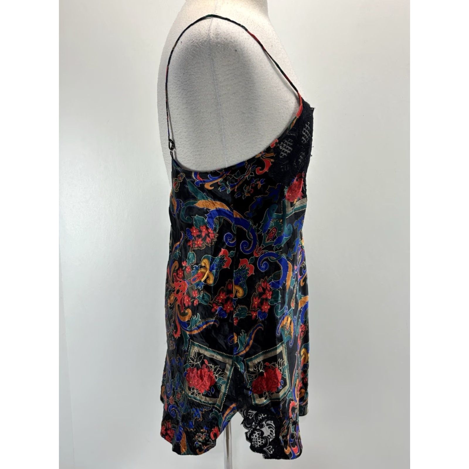 Victoria's Secret VINTAGE Victoria's Secret Gown Chemise Sleeveless Black Floral Satin Lace M 90s Nightgown Womens Size ONE SIZE - 4 Thumbnail