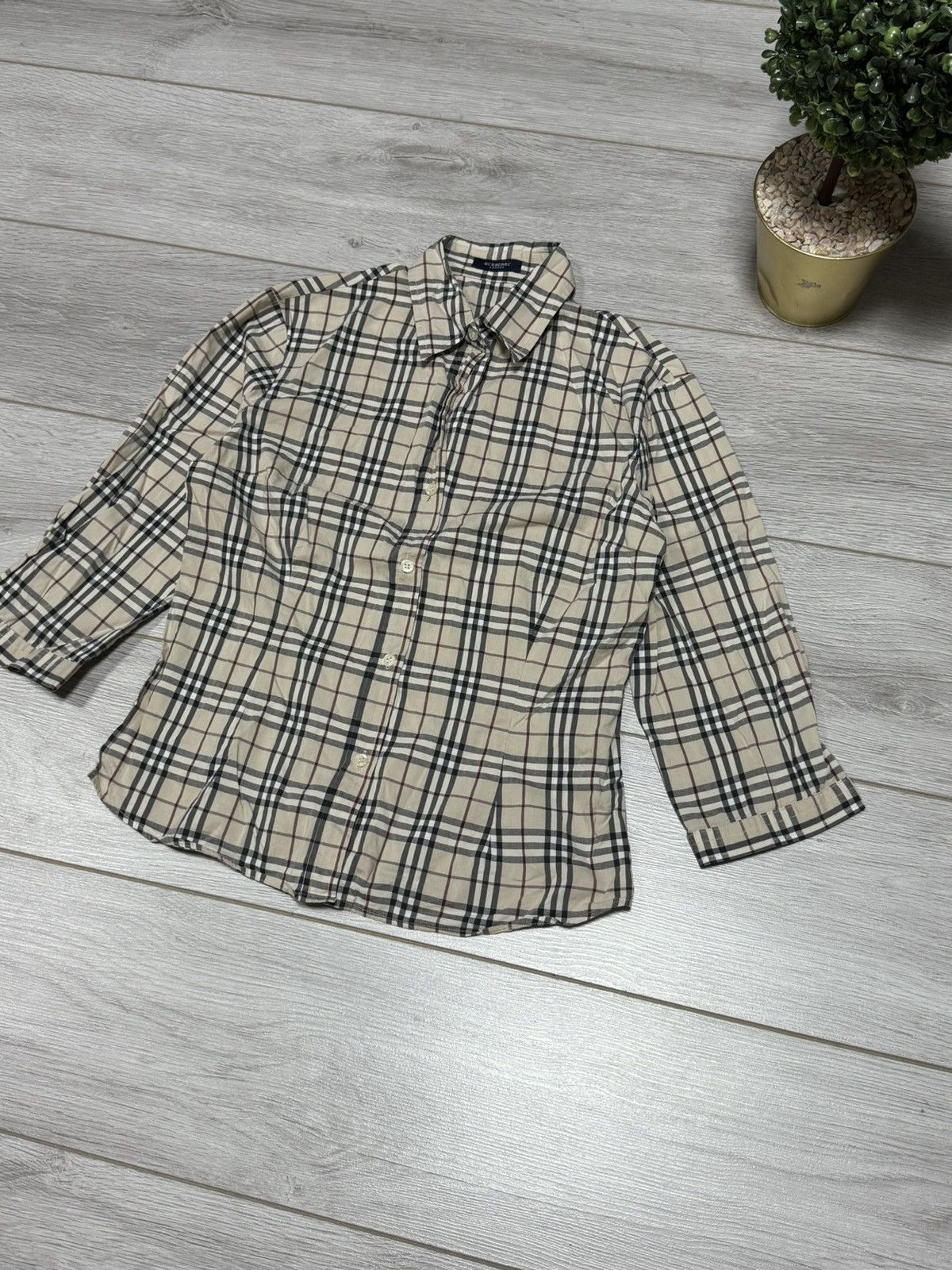 Burberry Burberry shirt buttons nova check Size M / US 6-8 / IT 42-44 - 2 Thumbnail