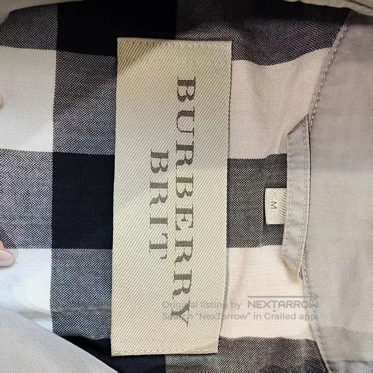 Burberry burberry waterproof trench coat in beige. Size US M / EU 48-50 / 2 - 3 Thumbnail