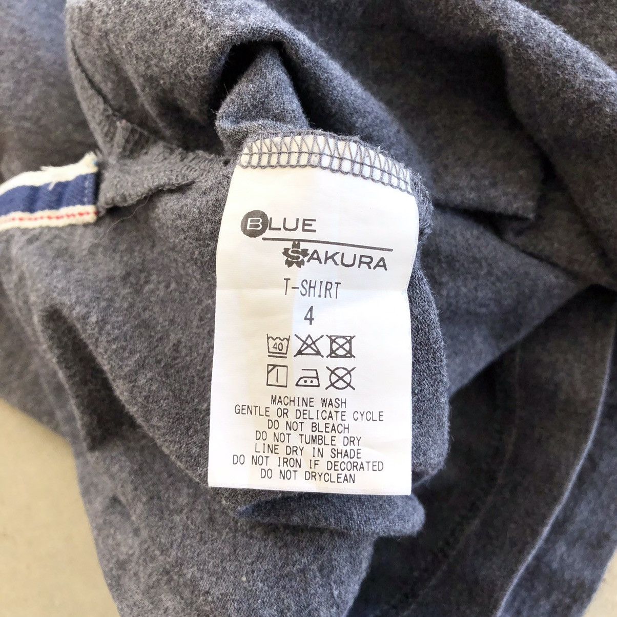BLUE SAKURA Japan Selvedge Made Pocket T-Shirt