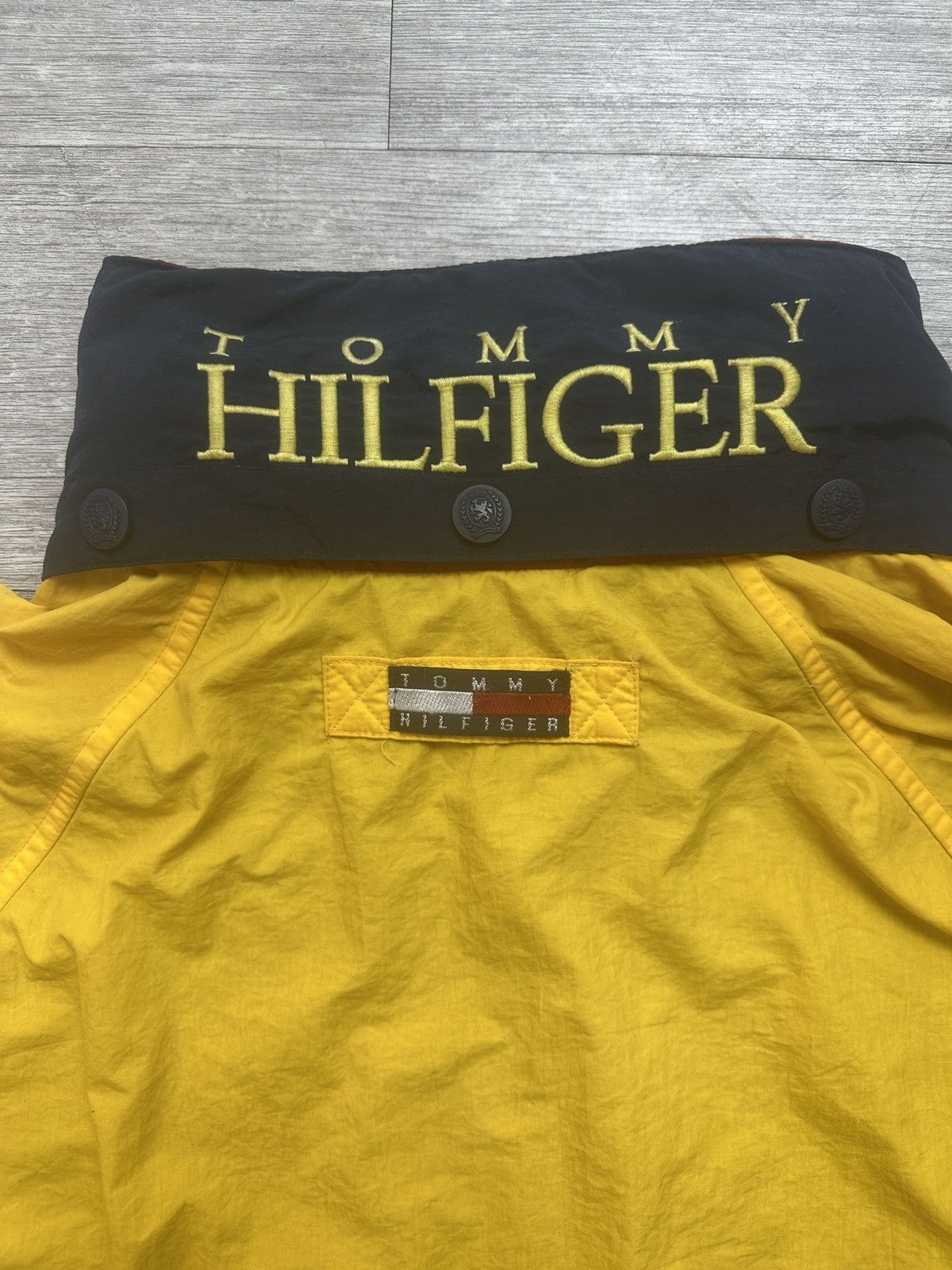 Tommy Hilfiger Vintage 90s Rare Tommy Hilfiger Jacket Size US XL / EU 56 / 4 - 14 Thumbnail