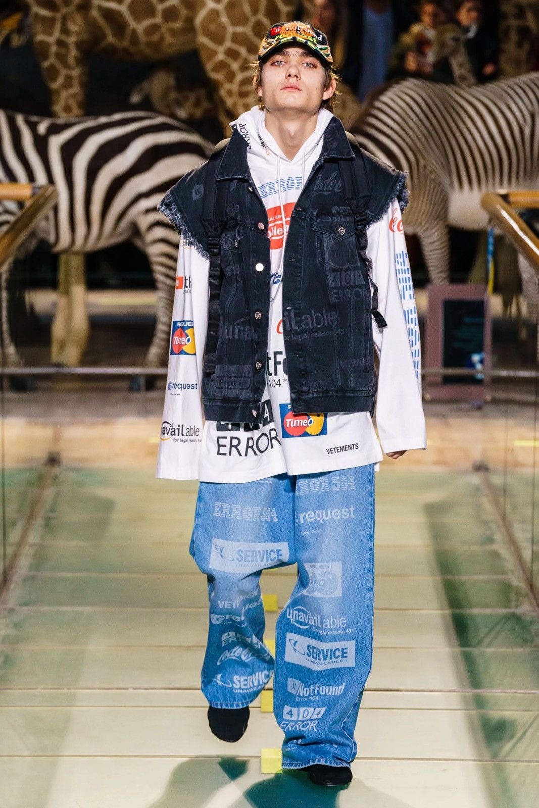 Vetements Vetements F/W'19 Error-Print Denim Jacket Size US L / EU 52-54 / 3 - 15 Thumbnail