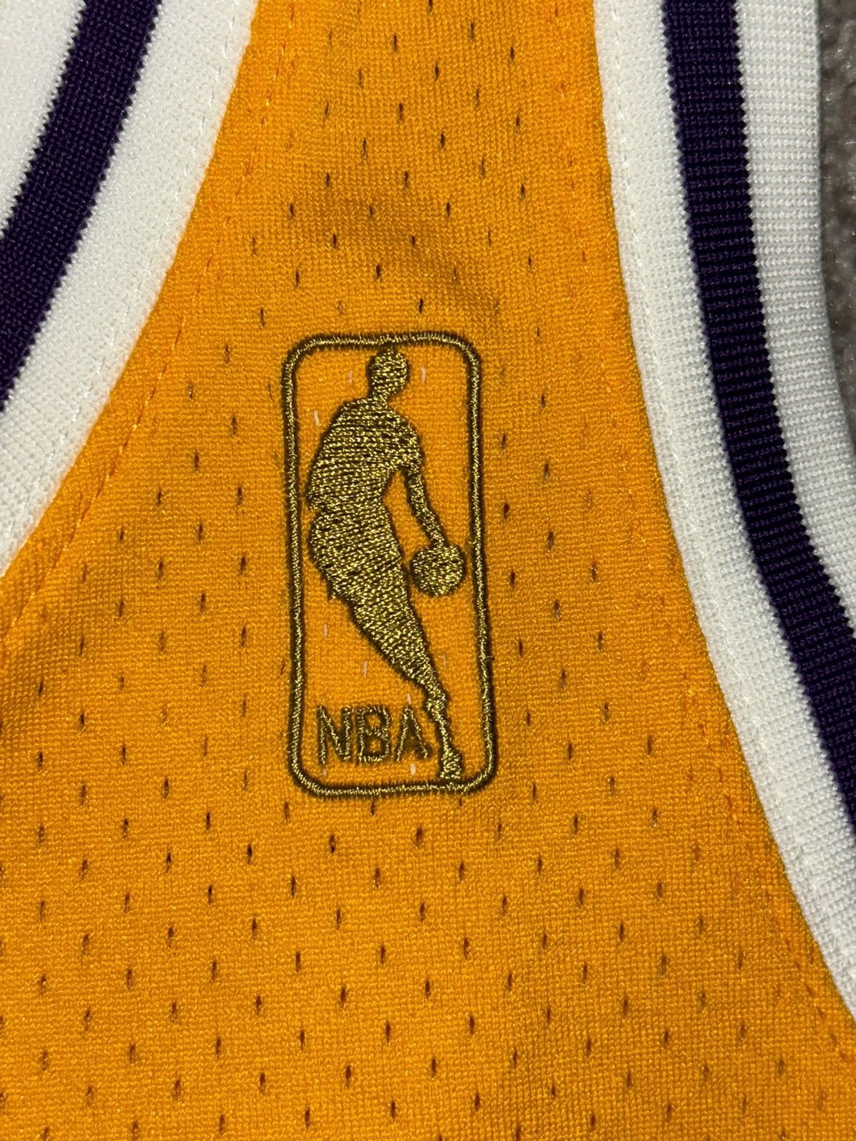Mitchell & Ness Kobe Bryant Hardwood Classics 1996-97 Authentic Jersey Size US S / EU 44-46 / 1 - 2 Thumbnail