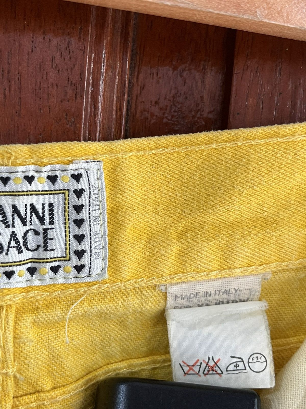 Versace GIANNI VERSACE PATCHES PANTS Size US 26 / EU 42 - 9 Thumbnail