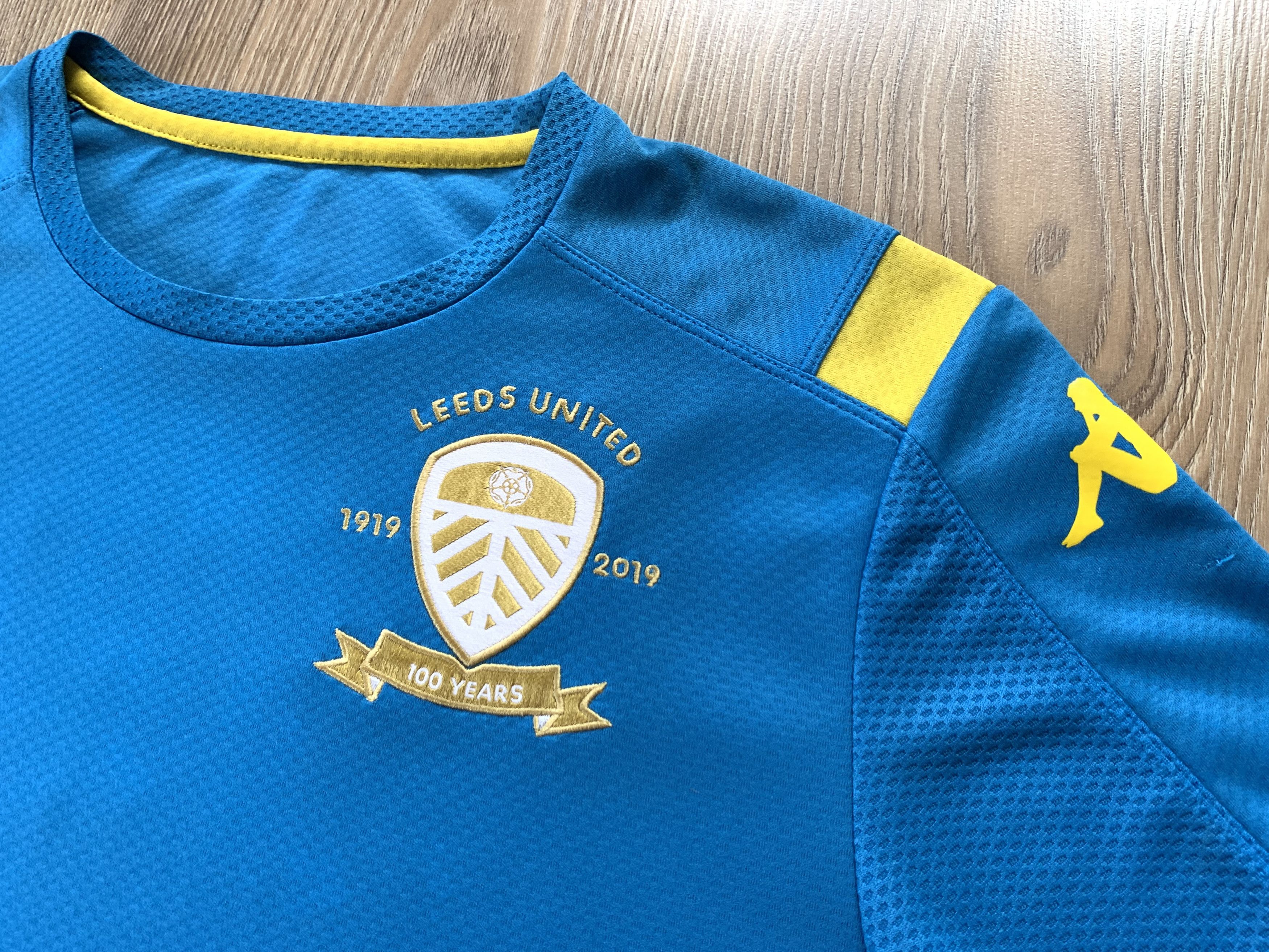 Kappa Kappa Leeds United Football Jersey 2019-2020 Size US L / EU 52-54 / 3 - 5 Thumbnail