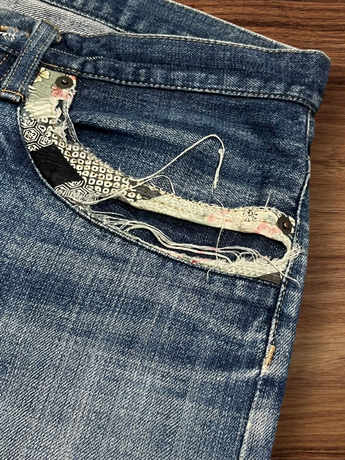 Japanese Brand × Le Grande Bleu (L.G.B.) × Takeo Kikuchi Vintage Takeo Kikuchi Japan Sakura Sukajan Selvedge Jeans Size US 33 - 8 Thumbnail