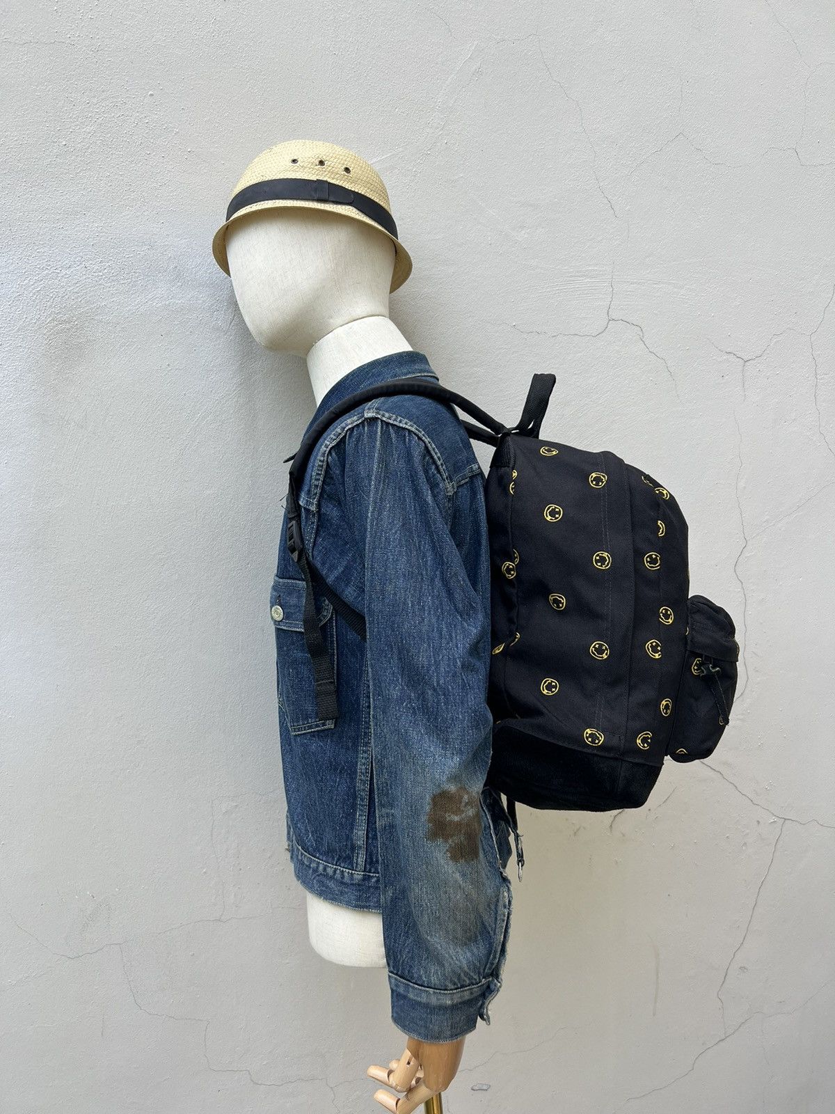 Nirvana HG X Nirvana Kurt Cobain Pick Me Yeah! Backpack Bag Size ONE SIZE - 3 Thumbnail