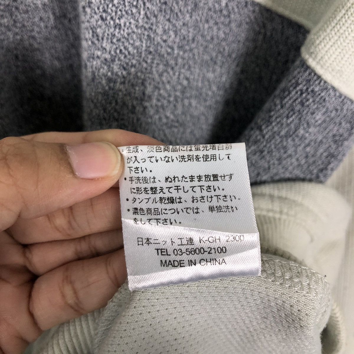 Japanese Brand 🔥90’s Vintage Sweatshirt Collar Carol Big Logo Spell Out Size US L / EU 52-54 / 3 - 13 Thumbnail