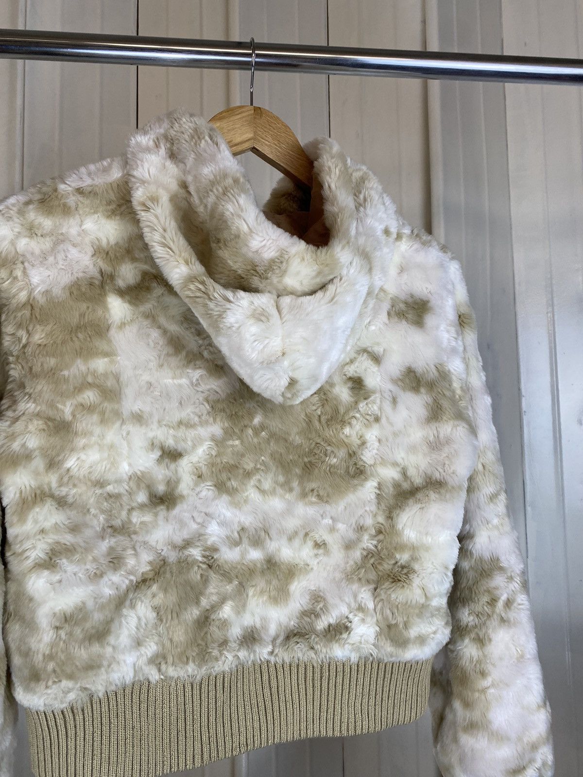 Japanese Brand Pumpkin Faux Fur Coat Hoodie Size US M / EU 48-50 / 2 - 5 Thumbnail