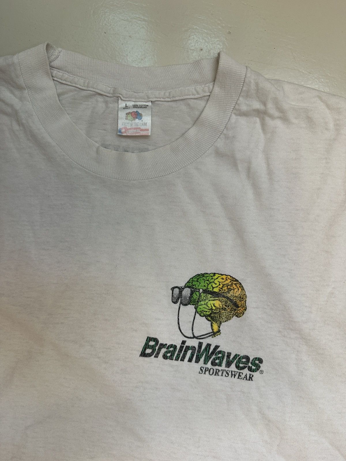Vintage Vintage Brain Wave T-Shirt Size US L / EU 52-54 / 3 - 1 Thumbnail