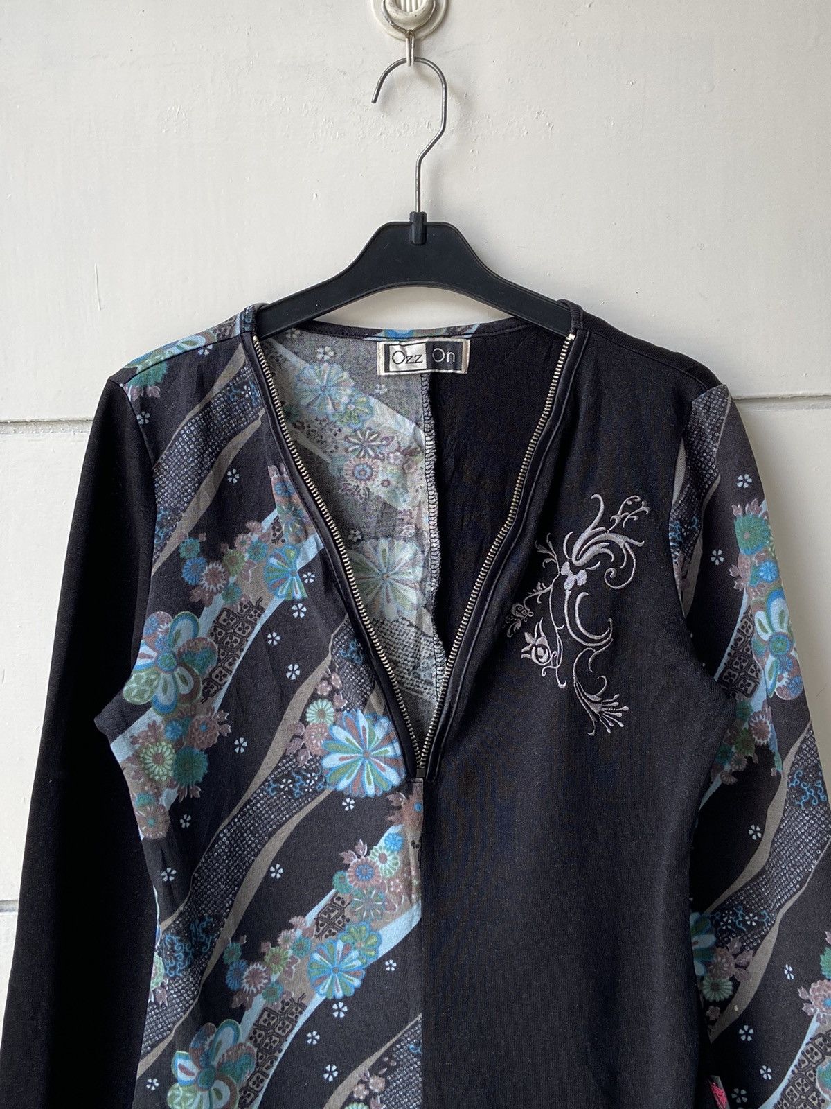 Seditionaries OZZ ON Chinese Tradition Motive T-shirt Size US XS / EU 42 / 0 - 9 Thumbnail