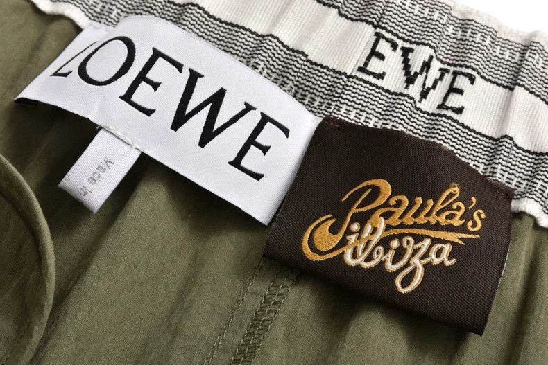 Loewe LOEWE sizeM Pocketed embroidered shorts Size 28" / US 6 / IT 42 - 8 Thumbnail