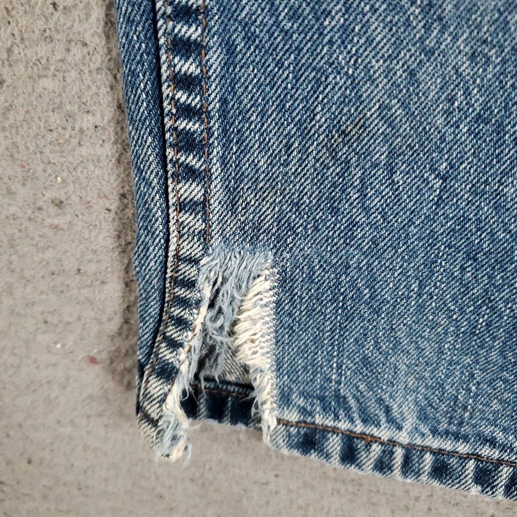 Vintage VINTAGE SilverTab Jeans Mens 34x33 Blue Distressed Skater Levi's Y2K 90s Grunge Hip Hop Clothes-Pocket 5-Zip? Size US 34 / EU 50 - 7 Thumbnail