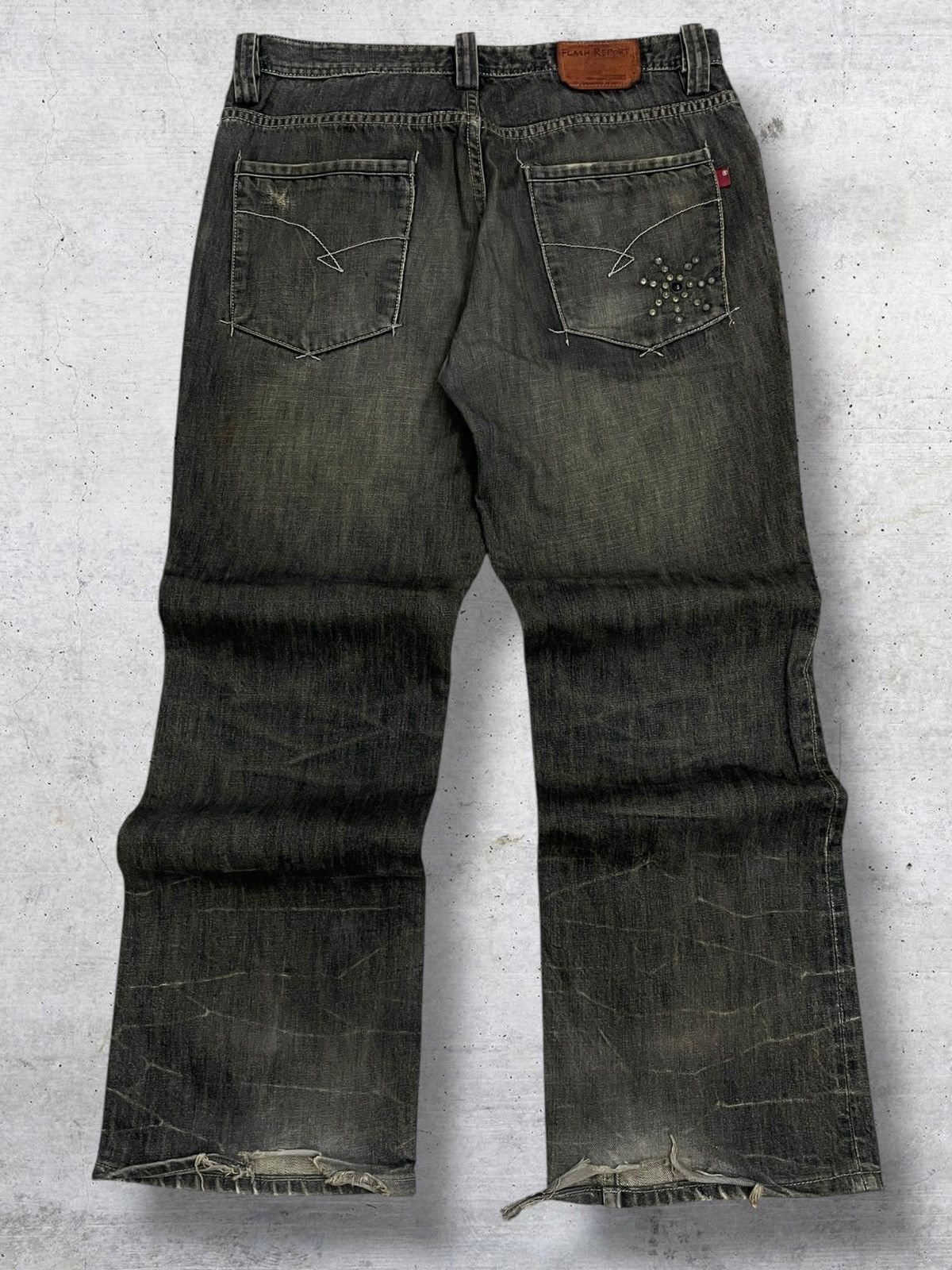 Japanese Brand VINTAGE DISTRESSED MUDWASH STUDDED JAPAN FLASH REPORT DENIM Size US 32 / EU 48 - 8 Thumbnail