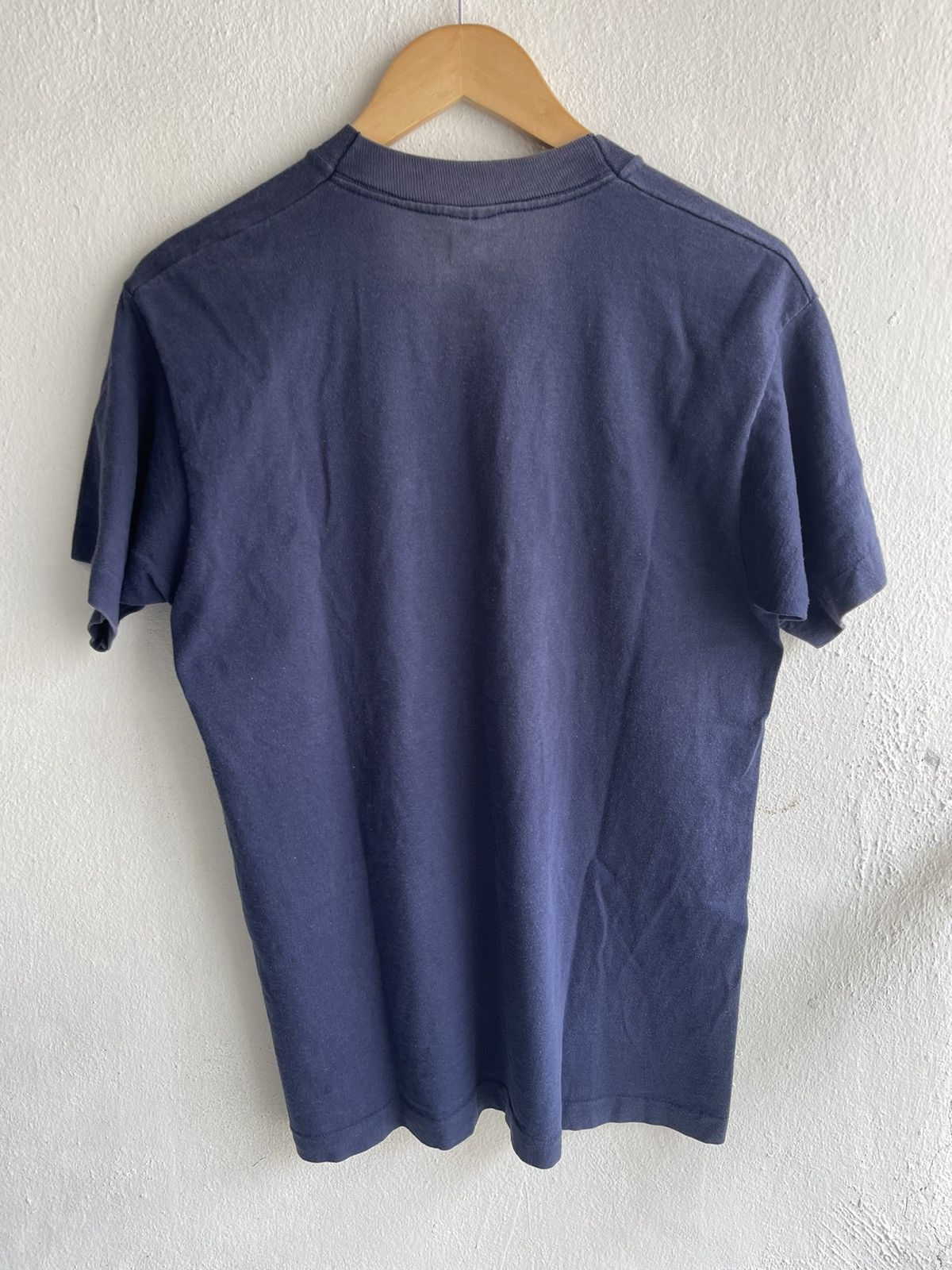 Band Tees × Fruit Of The Loom × Vintage Vintage 90s Long Angeles Embroided Tee Size US M / EU 48-50 / 2 - 3 Thumbnail