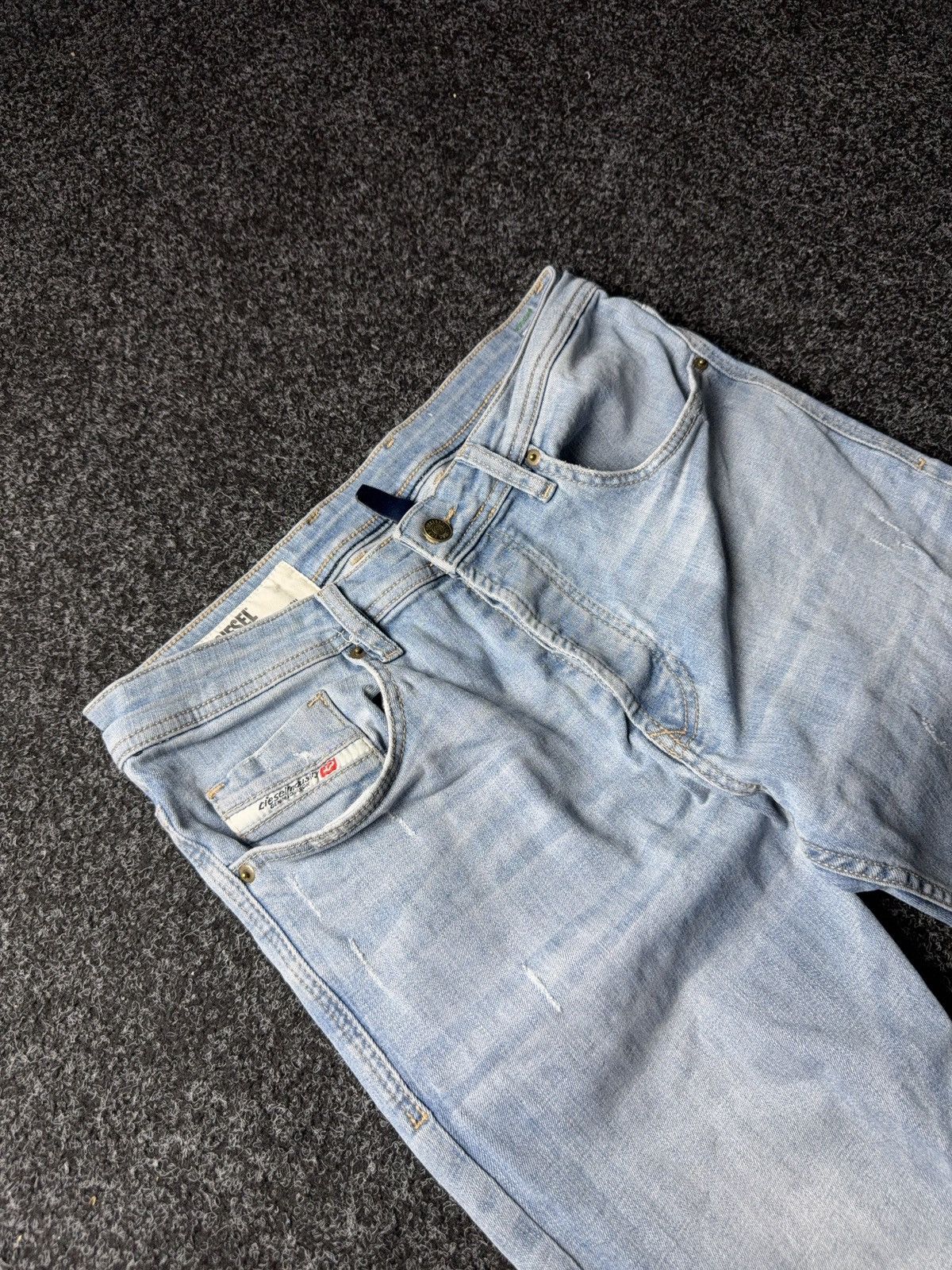 Diesel Luxury 00s Diesel Skinny Light Wash Jeans Y2K Made in Italy Size US 31 - 6 Thumbnail