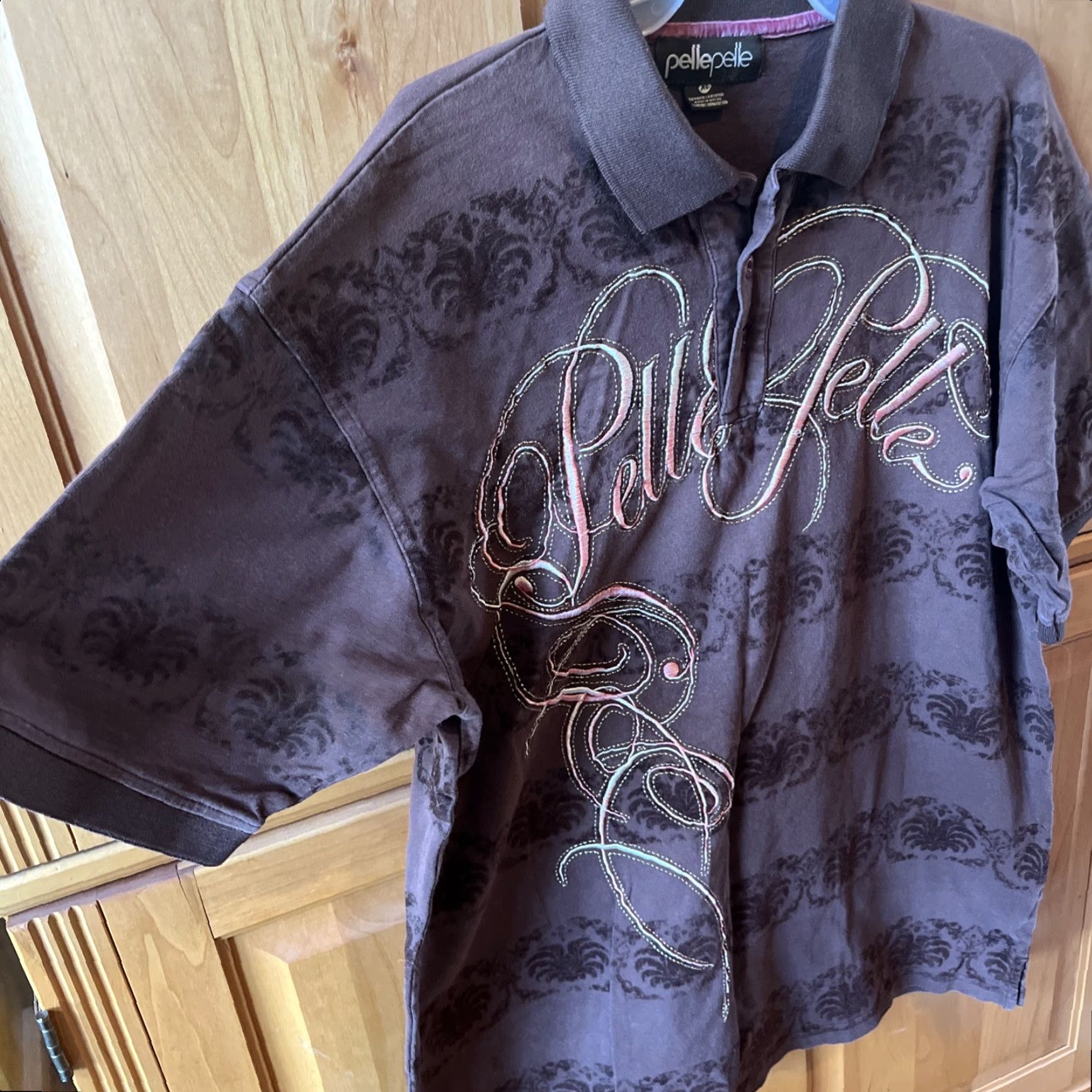 Pelle Pelle Pelle Pelle Polo Shirt Embossed Spell Out Velvet 3 Button Short Sleeve XL Men Brown with Pink & White Embroidery Size US XL / EU 56 / 4 - 7 Thumbnail
