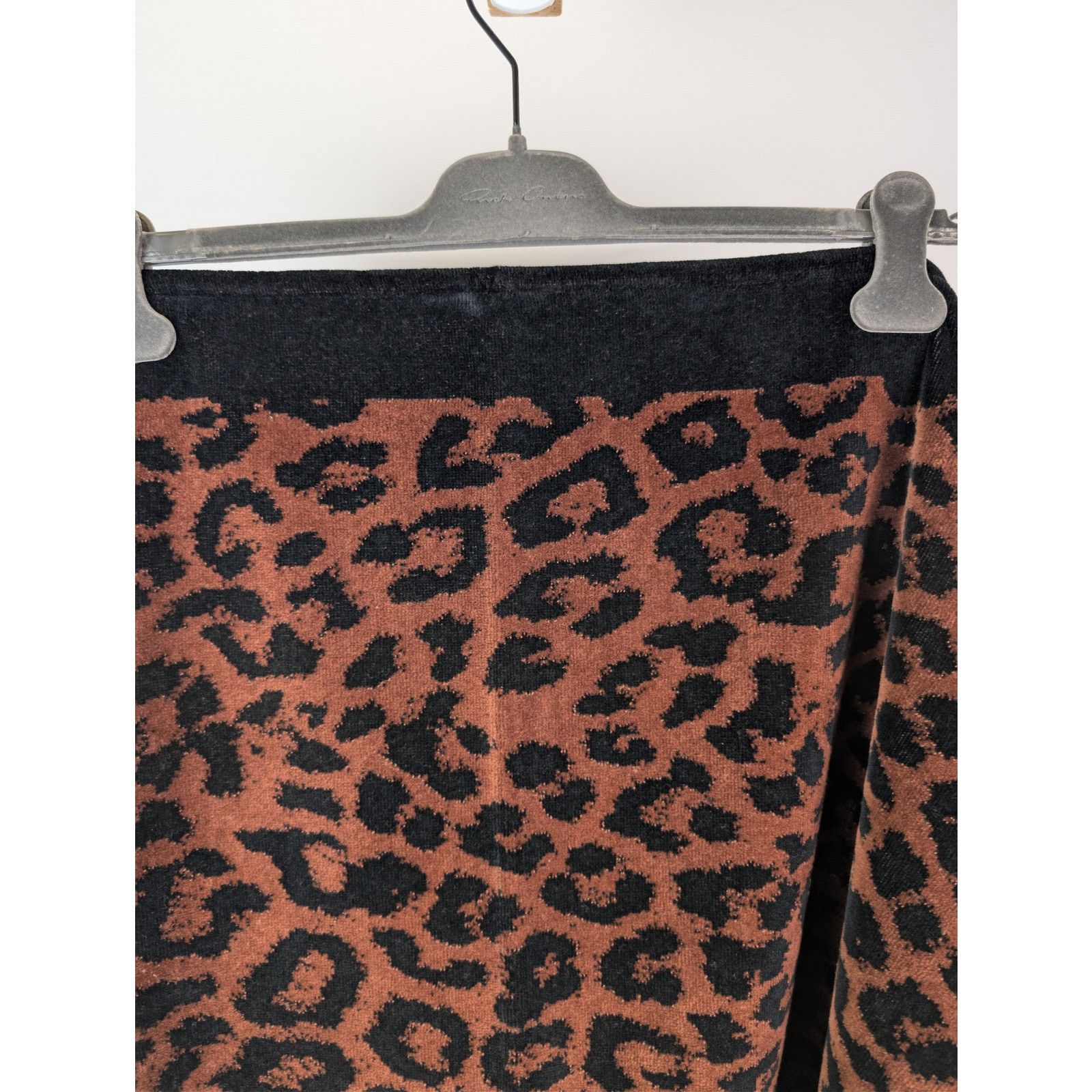 Tom Ford o1rshd1 Size: OS / Towel Towel In Leopard Brown Size ONE SIZE - 15 Thumbnail