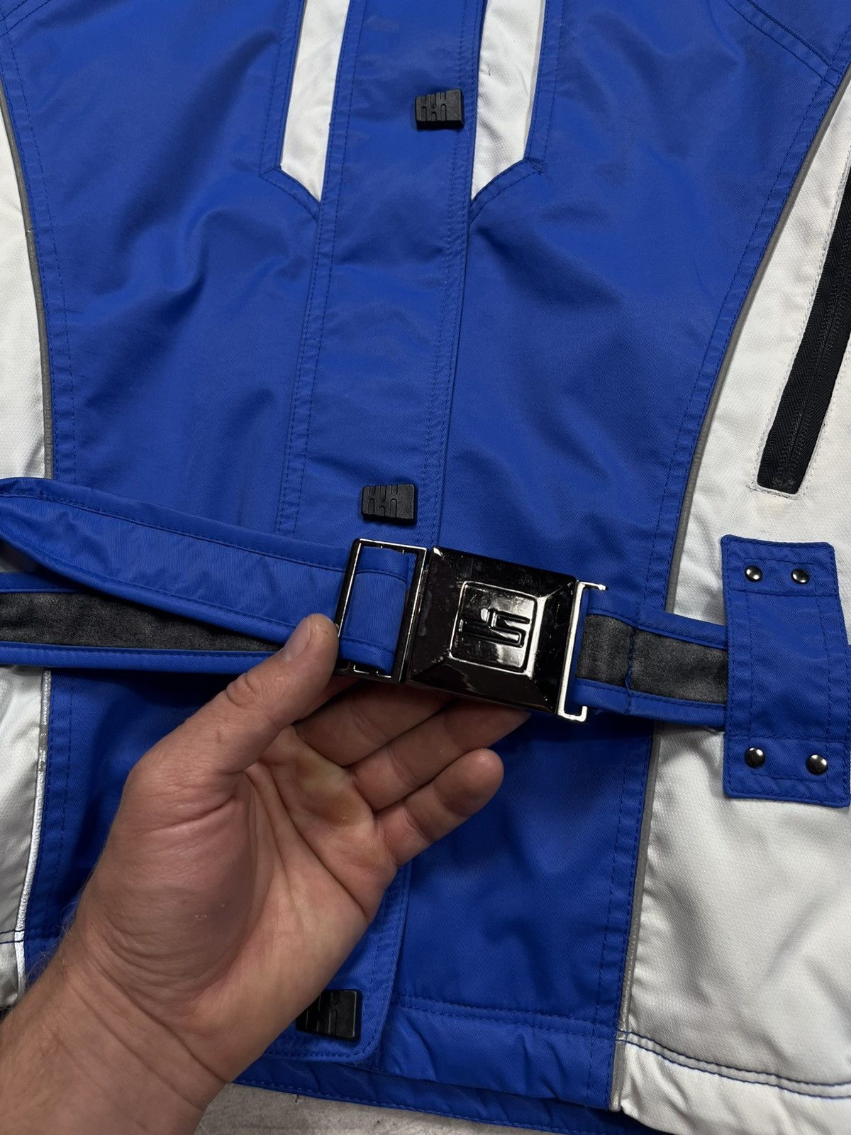 Sportalm Kitzbuhel Sportalm Blue White Ski Jacket M with Belt and Faux Fur Hood Size M / US 6-8 / IT 42-44 - 5 Thumbnail