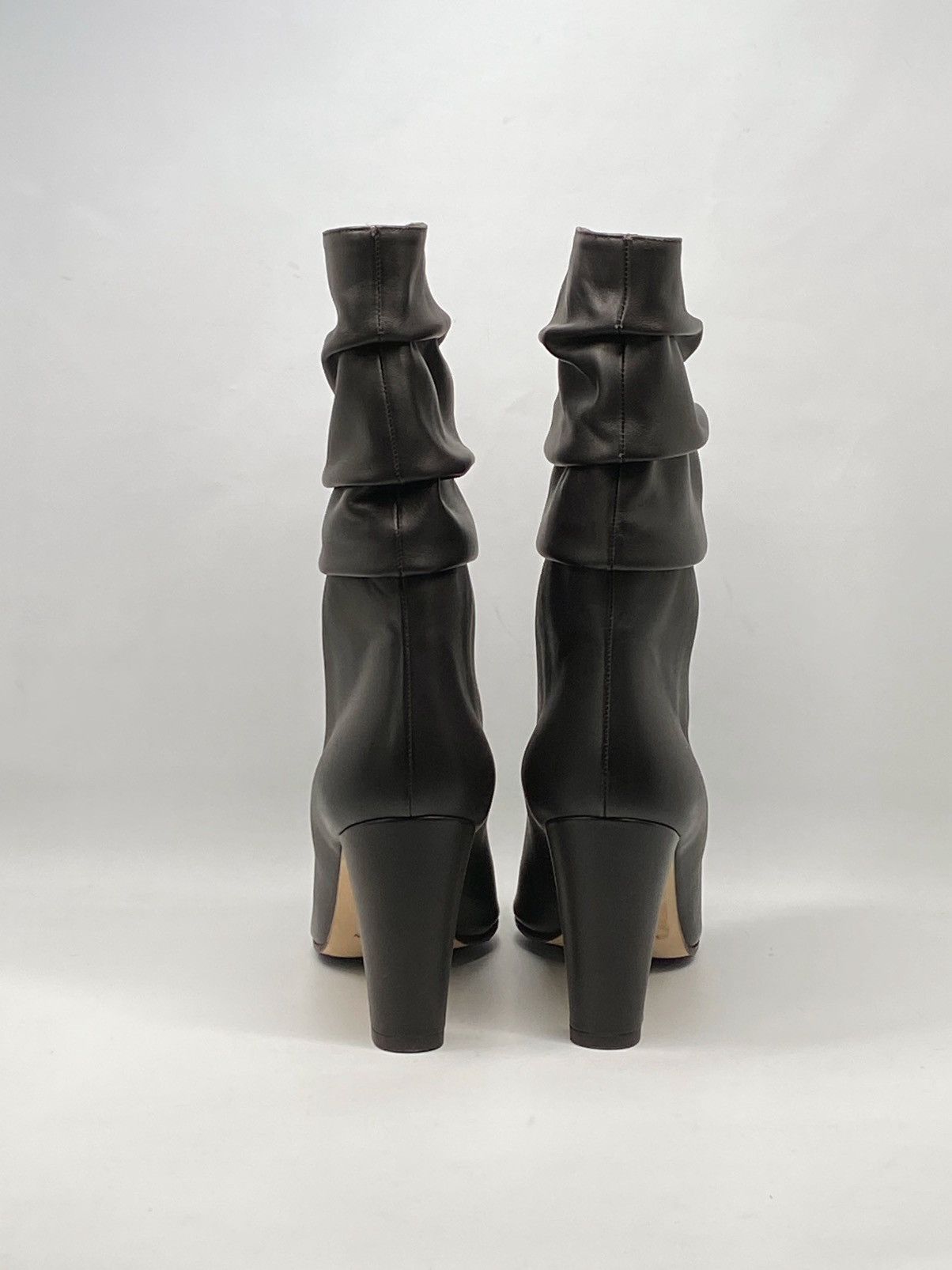 Manolo Blahnik Manolo Blahnik Calasso 90MM Ruched Leather Boots size 38 Size US 8 / IT 38 - 12 Thumbnail