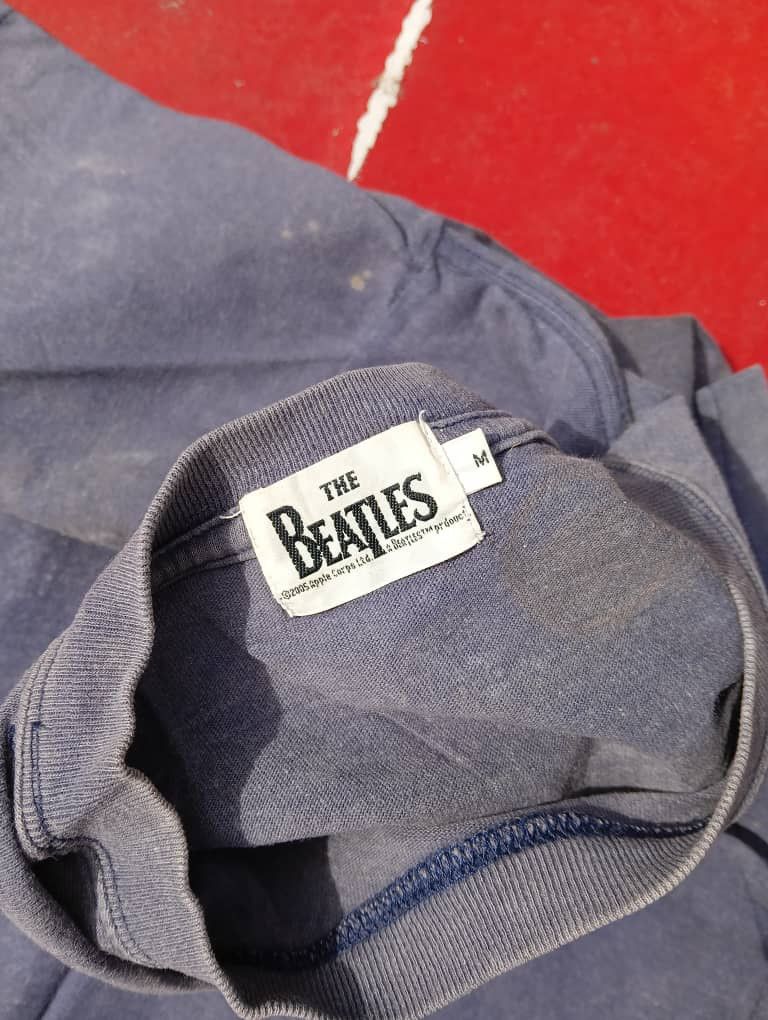 Band Tees Distressed vintage revolver the beatles size s Size US S / EU 44-46 / 1 - 3 Thumbnail