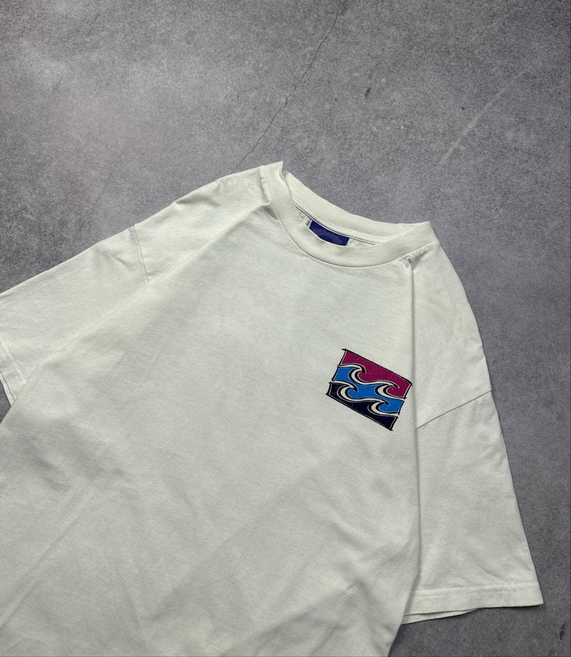 Billabong Vintage Billabong T-Shirt, Size M – Classic Surfwear Tee Size US M / EU 48-50 / 2 - 2 Thumbnail
