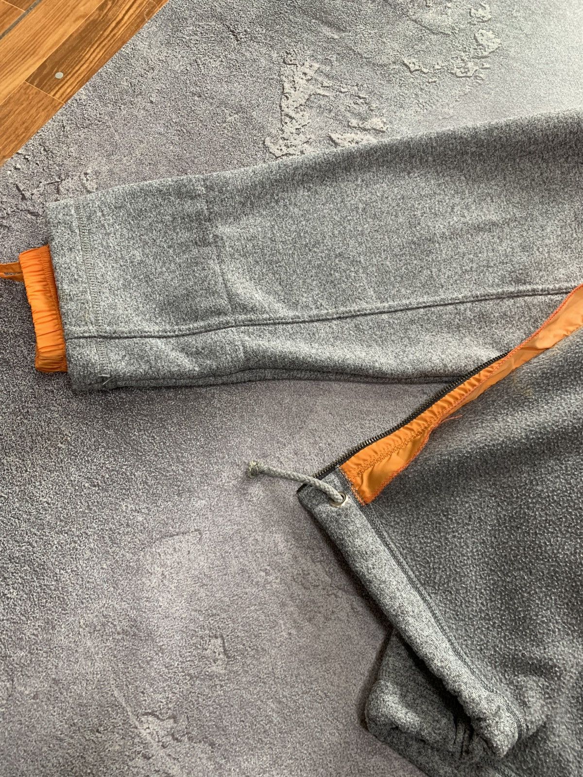 JET SET × Vintage Vintage JET SET The Wave Gray Ski Hoodie Men size 4/XL Size US XL / EU 56 / 4 - 10 Thumbnail