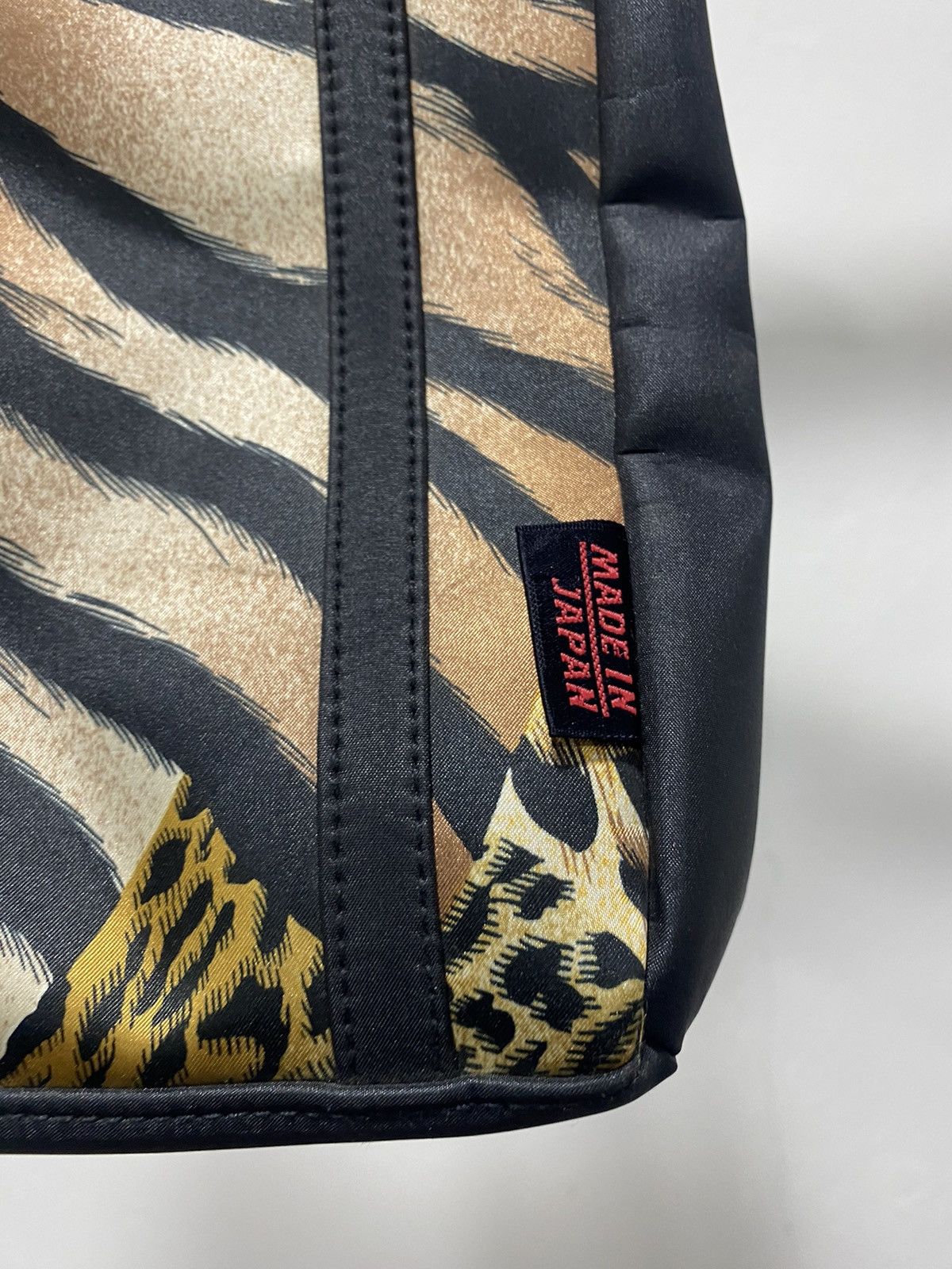 Hysteric Glamour × Japanese Brand × Le Grande Bleu (L.G.B.) Sick☠️ Hasi Hato Japan Malock Leopard Bags Punk Grunge Lgb Size ONE SIZE - 3 Thumbnail