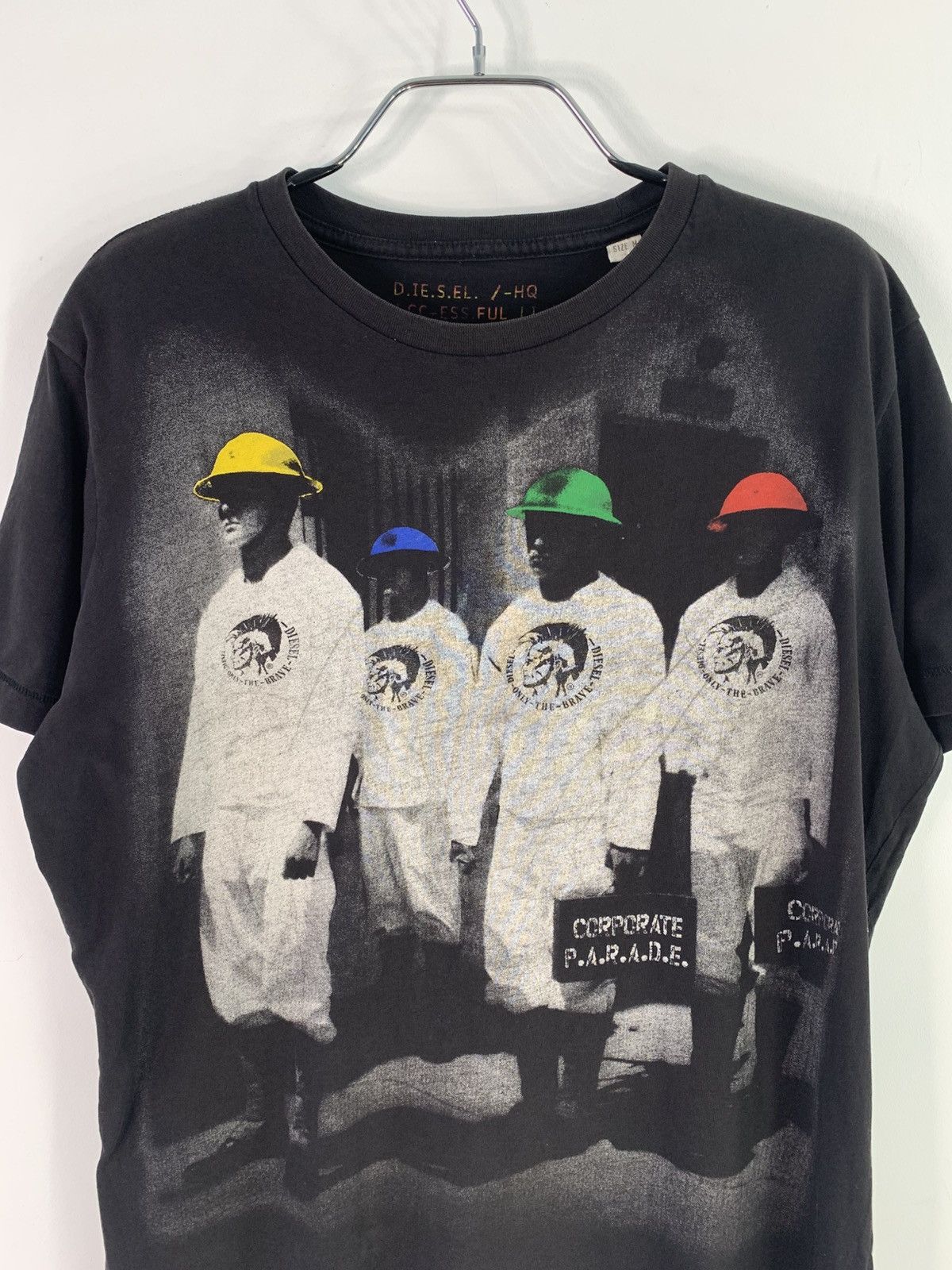Diesel × Vintage Diesel Corporate P.A.R.A.D.E. Faded Y2K T-Shirt M Size US M / EU 48-50 / 2 - 3 Thumbnail
