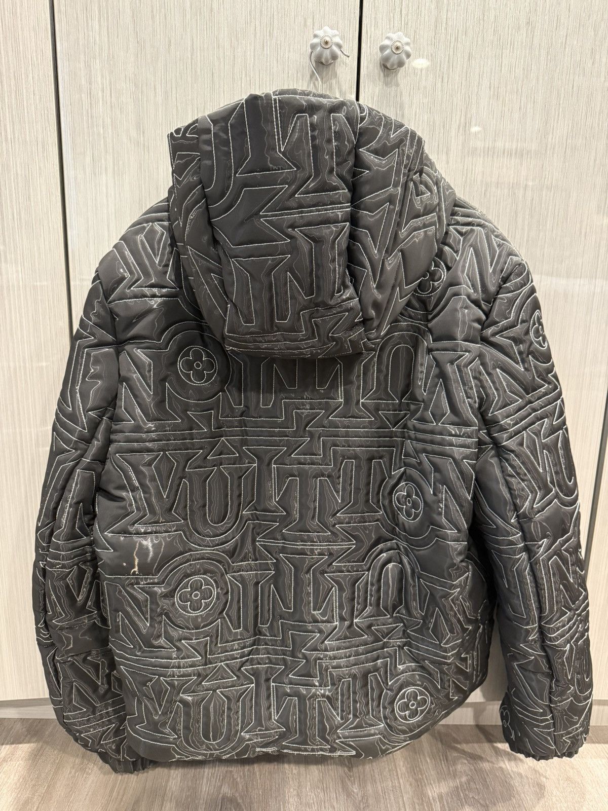 Louis Vuitton Louis Vuitton All Over Snow Down Jacket Size US L / EU 52-54 / 3 - 2 Thumbnail