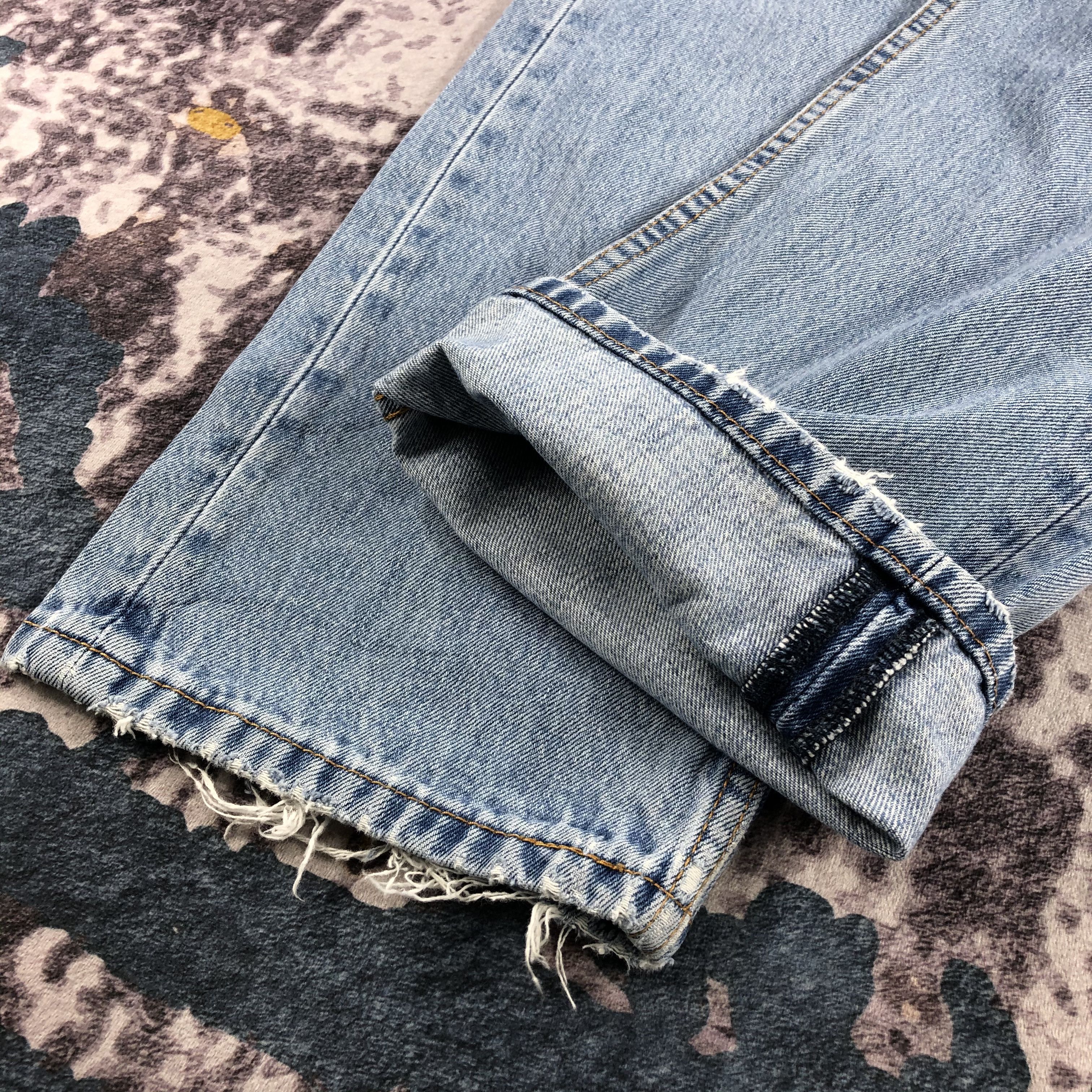 Levi's × Vintage Vintage Light Wash Levis 505 Jeans-JM2564 Size US 35 - 8 Thumbnail