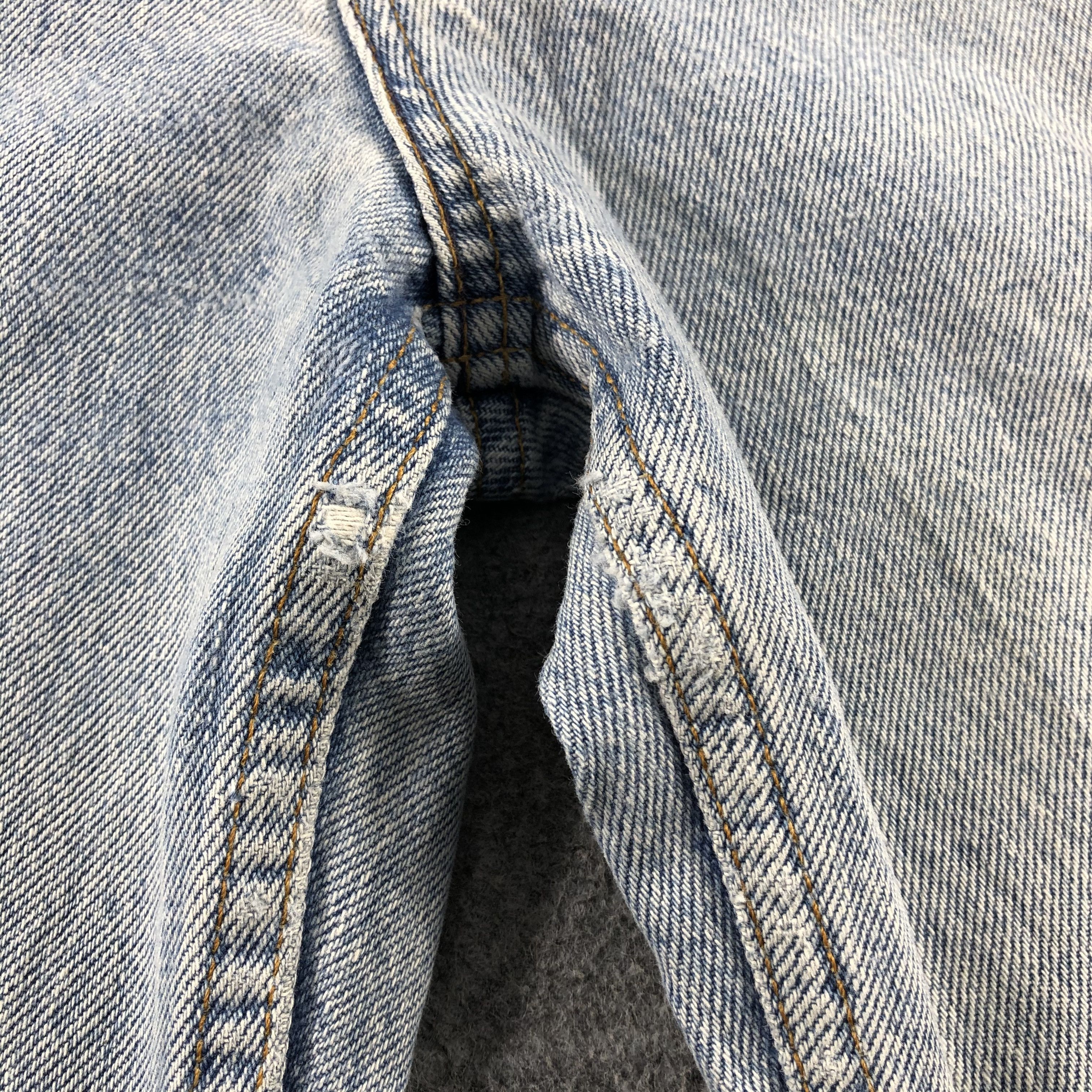 Levi's 90s Vintage Light Wash Levis 521 Jeans-J2672 Size US 30 / EU 46 - 7 Thumbnail